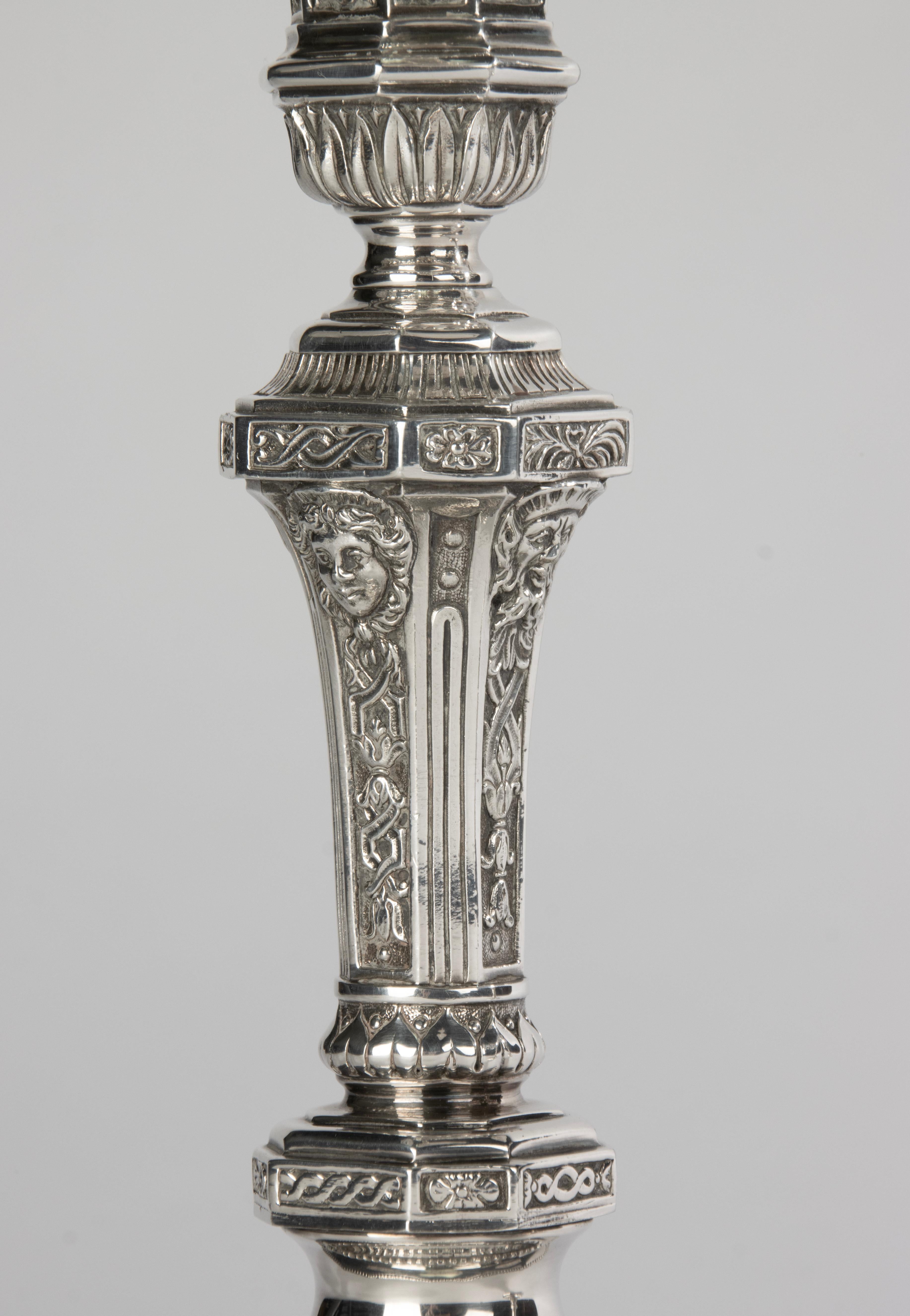 Coppia di candelabri in argento placcato - Christofle - Rinascimento - Louis Dupérier in vendita 7