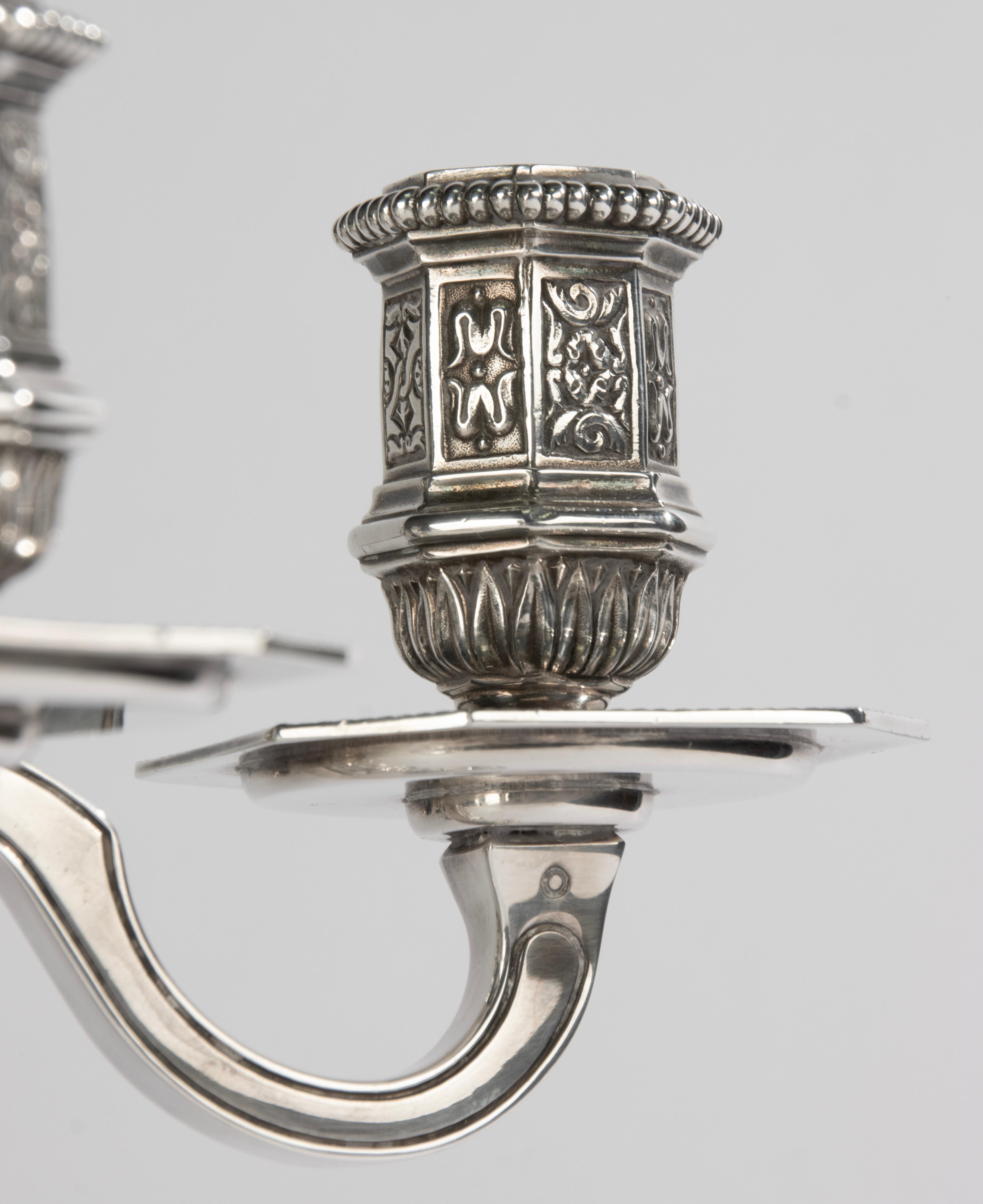 Coppia di candelabri in argento placcato - Christofle - Rinascimento - Louis Dupérier in vendita 13
