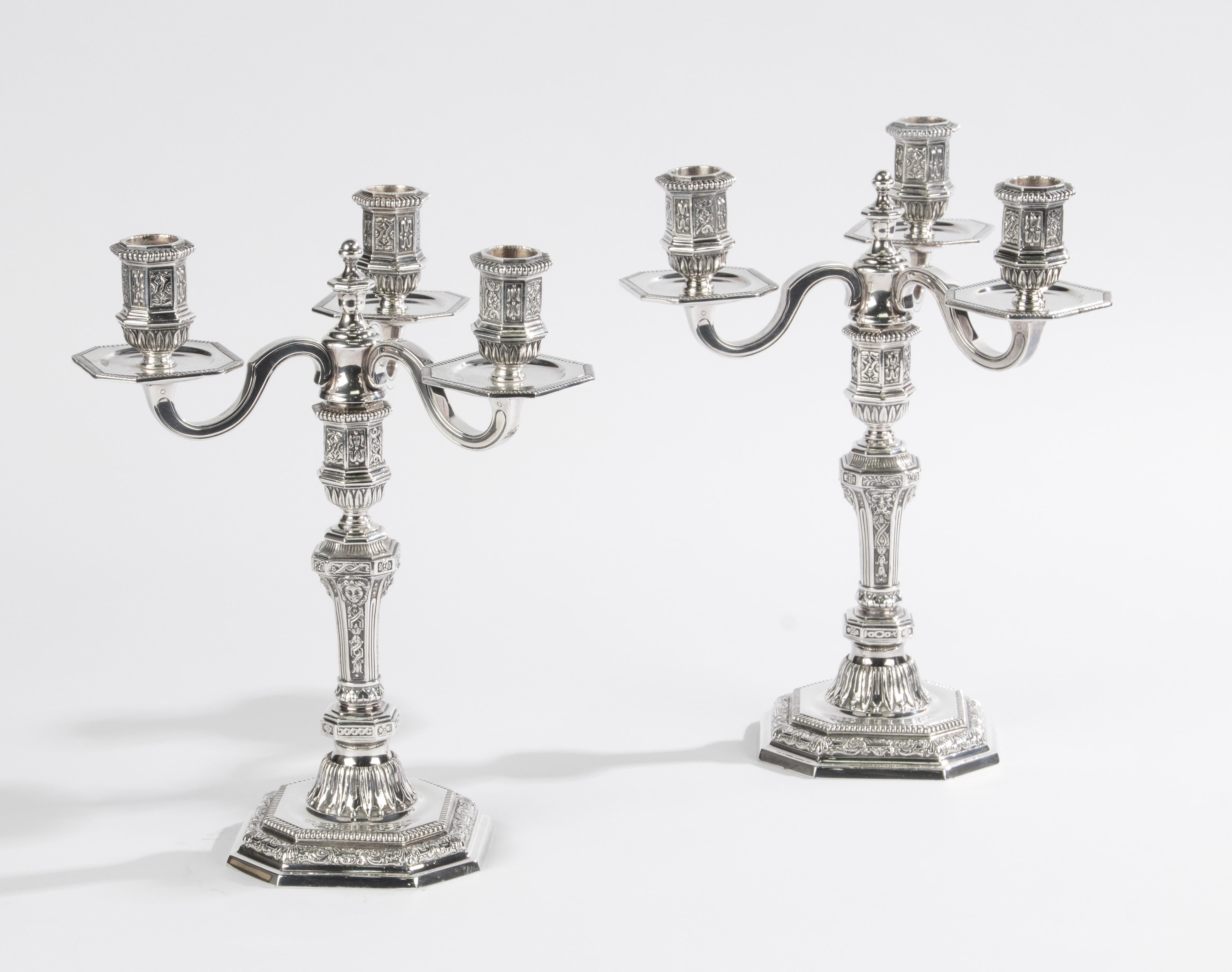 Paire de candélabres en métal argenté - Christofle - Renaissance - Louis Dupérier Bon état - En vente à Casteren, Noord-Brabant