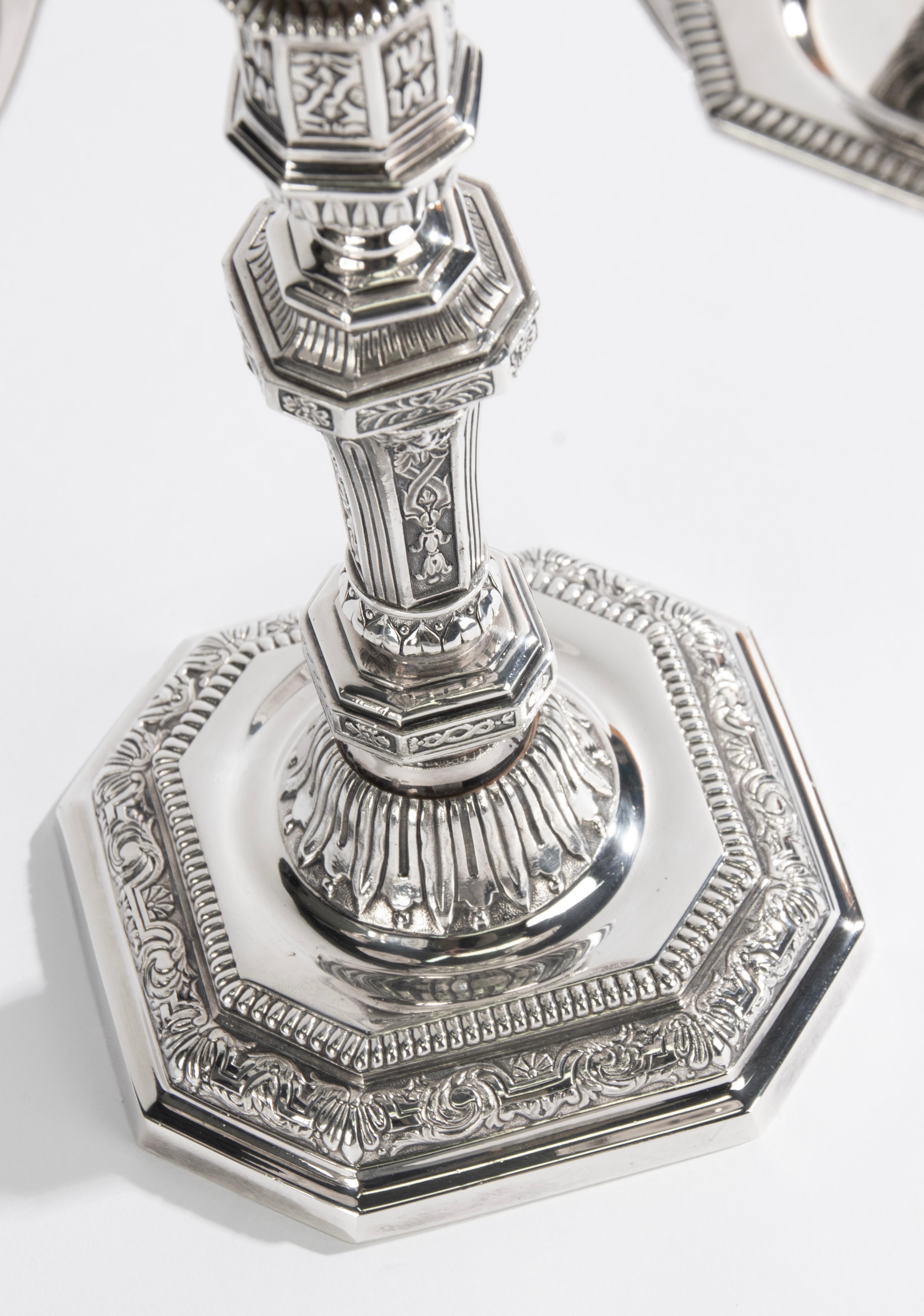 Paire de candélabres en métal argenté - Christofle - Renaissance - Louis Dupérier en vente 2