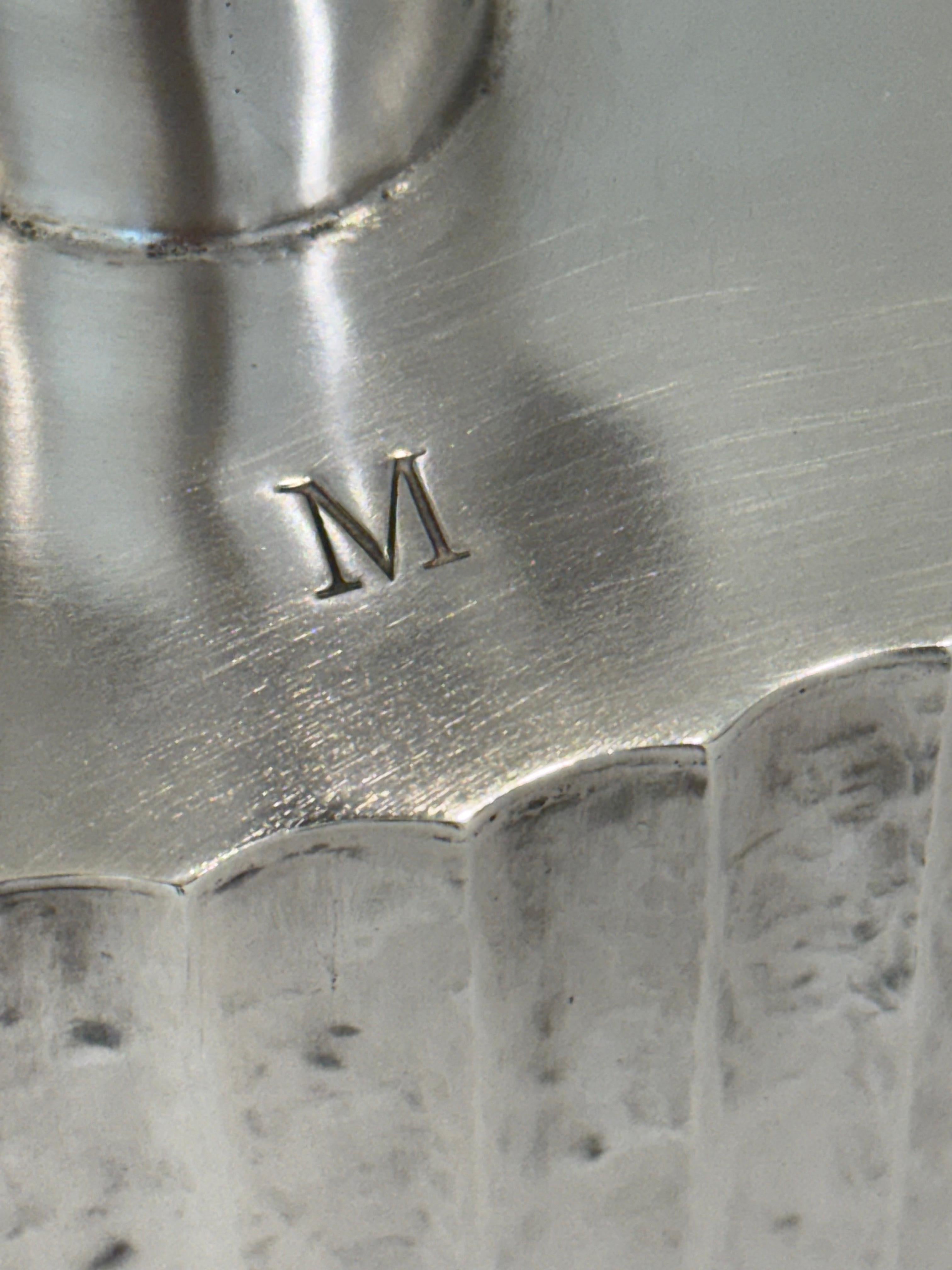 A Pair of  Silver Plated Fluted Flask Table Lamps by Robert Kuo for McGuire In Good Condition For Sale In Palm Desert, CA