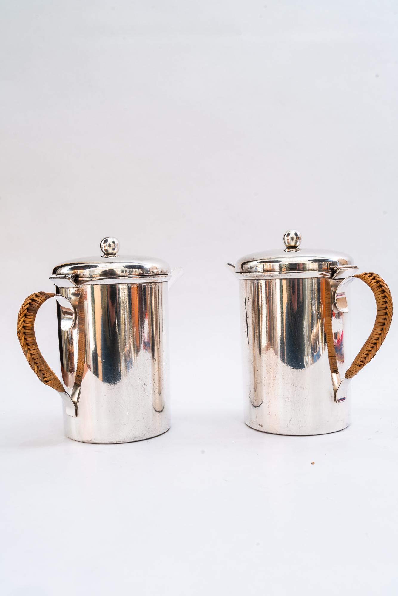 A pair of Art Deco Can vienna around 1920s
Original condition
Original wicker on the handles