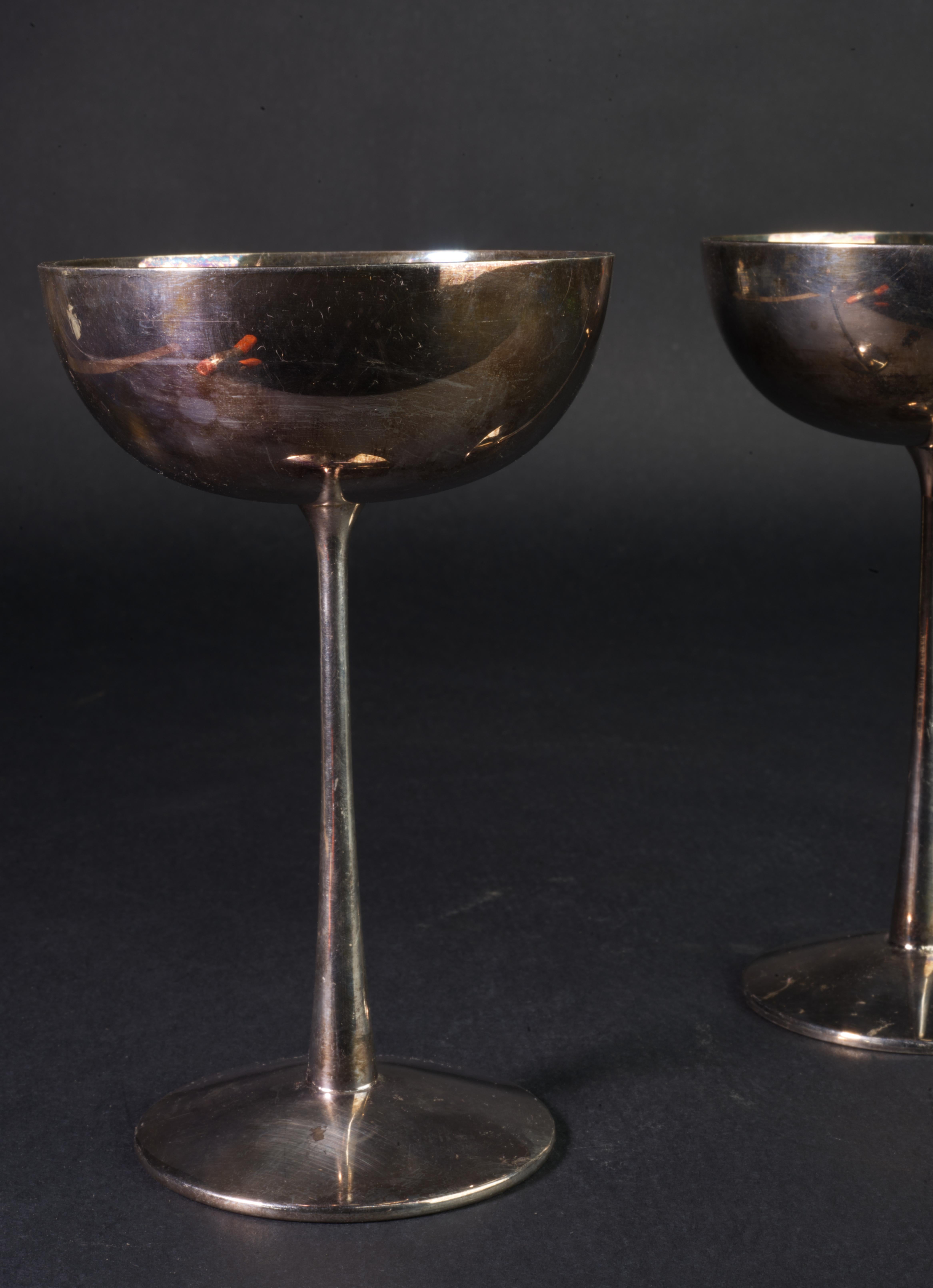 Argentato Coppia di calici coupé in silverplate Art Déco in vendita