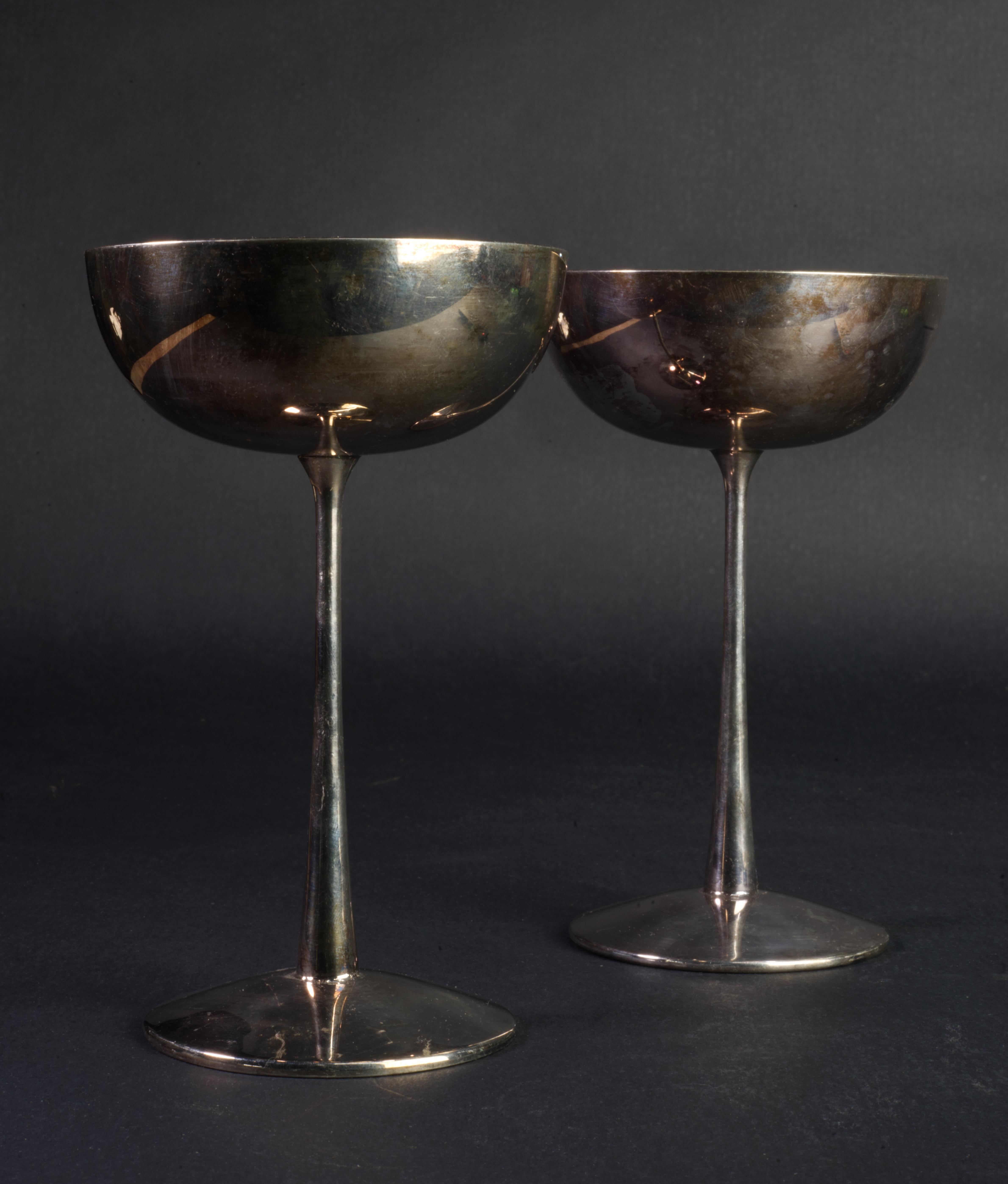 Coppia di calici coupé in silverplate Art Déco in vendita 2