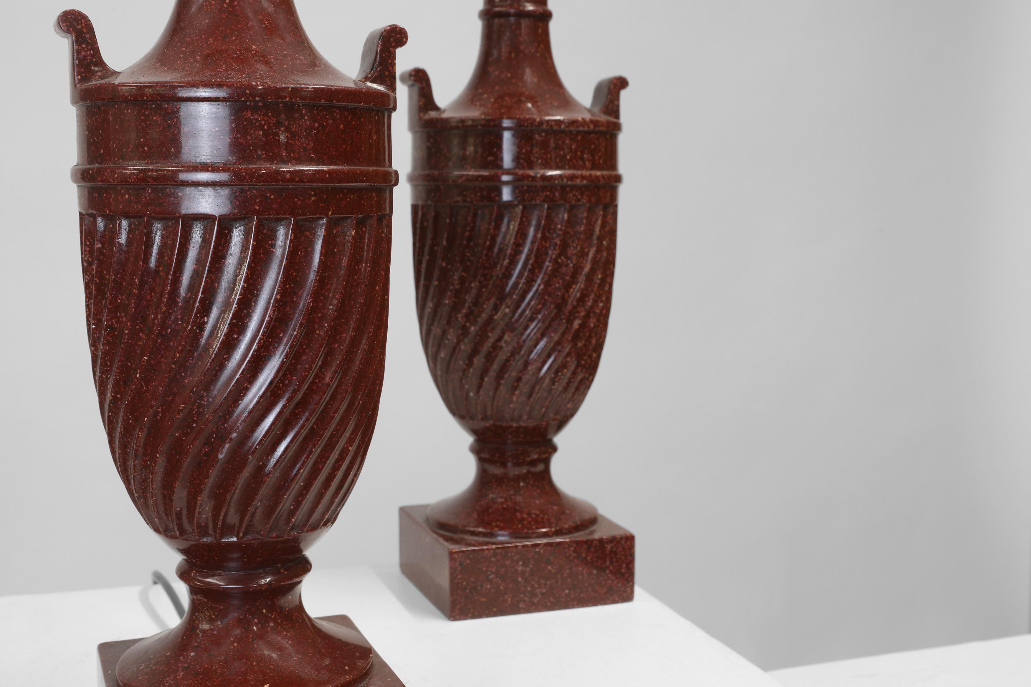 Resin A pair of simulated porphyry table lamps in the shape of urns For Sale