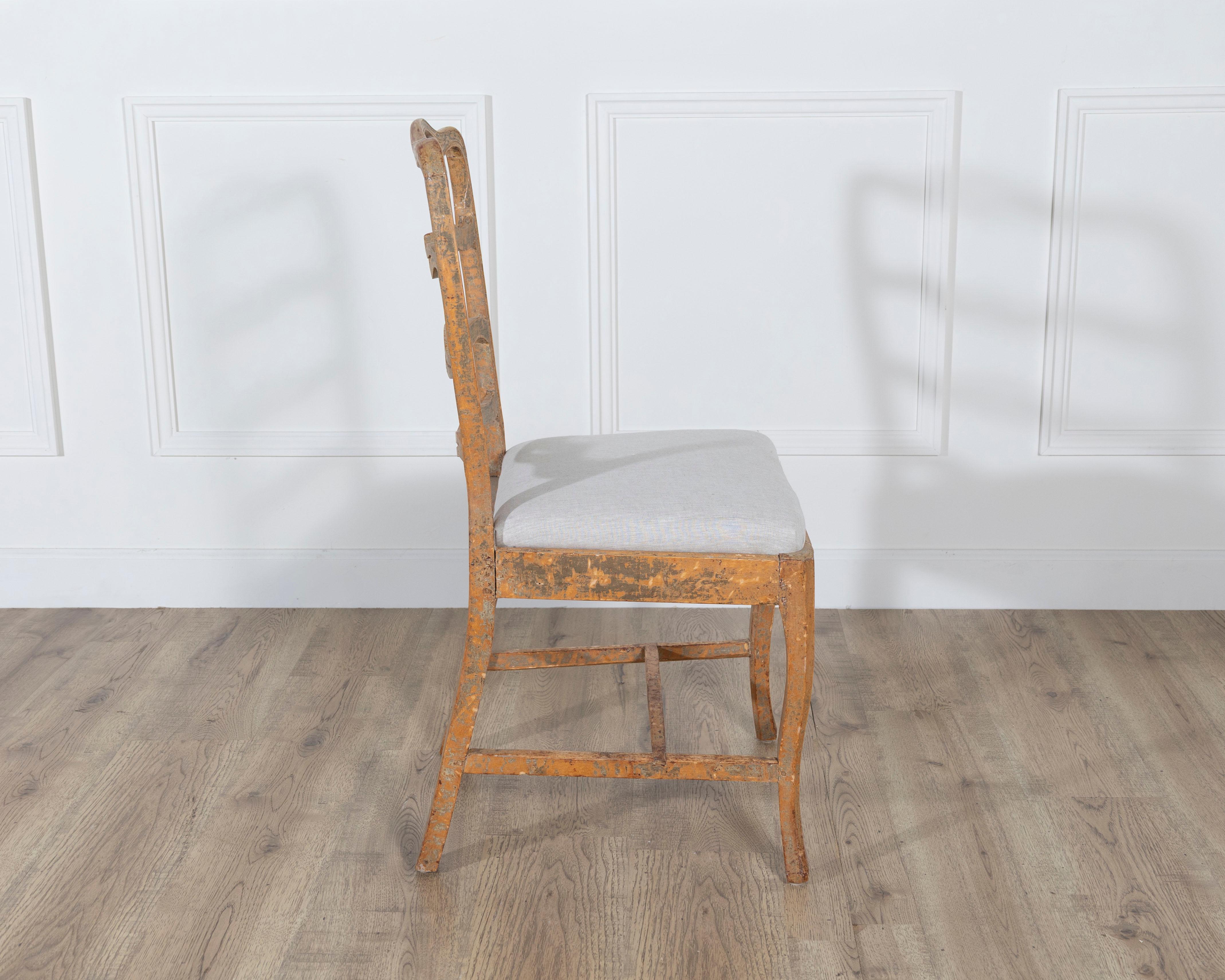 A pair of slender Gustavian chairs with smiling details Circa 1780 For Sale 6