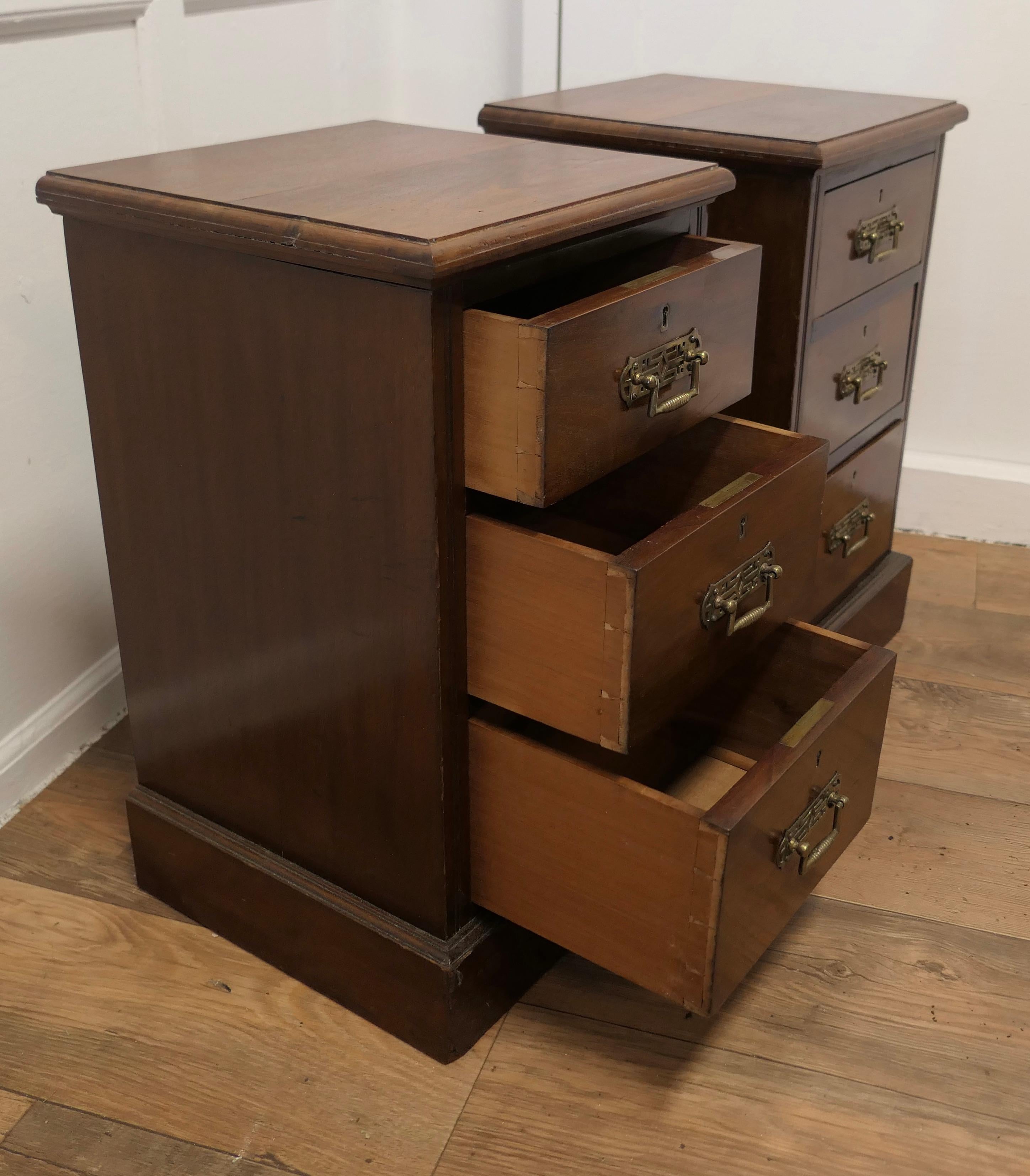 Late 19th Century Pair of Small 4 Drawer Chest of Drawers, Night Tables For Sale
