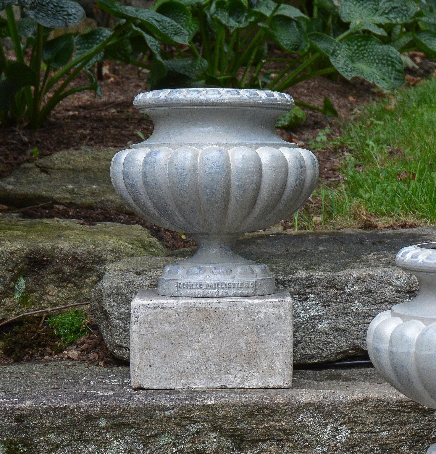 French Pair of Small Steel Grey Cast-Iron Urns For Sale