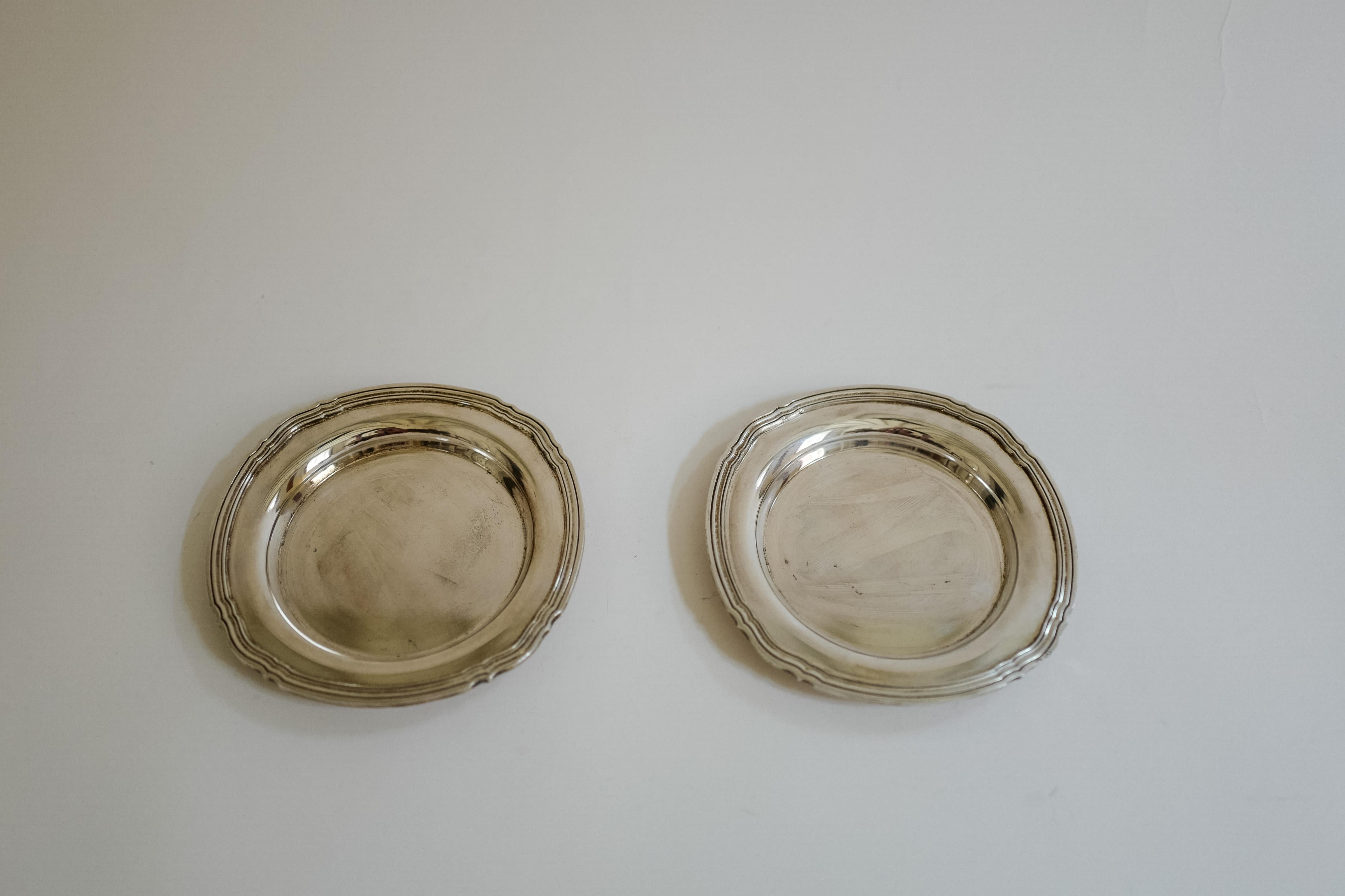 19th Century A Pair of Small Vintage Christofle France Silver Plated Bread Plates For Sale