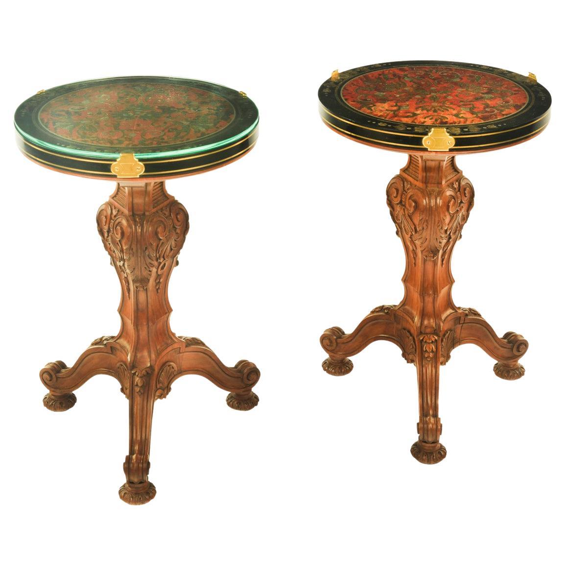Paar kleine Tische aus Nussbaumholz mit Boulle-Arbeitenplatten von Pillinini im Angebot