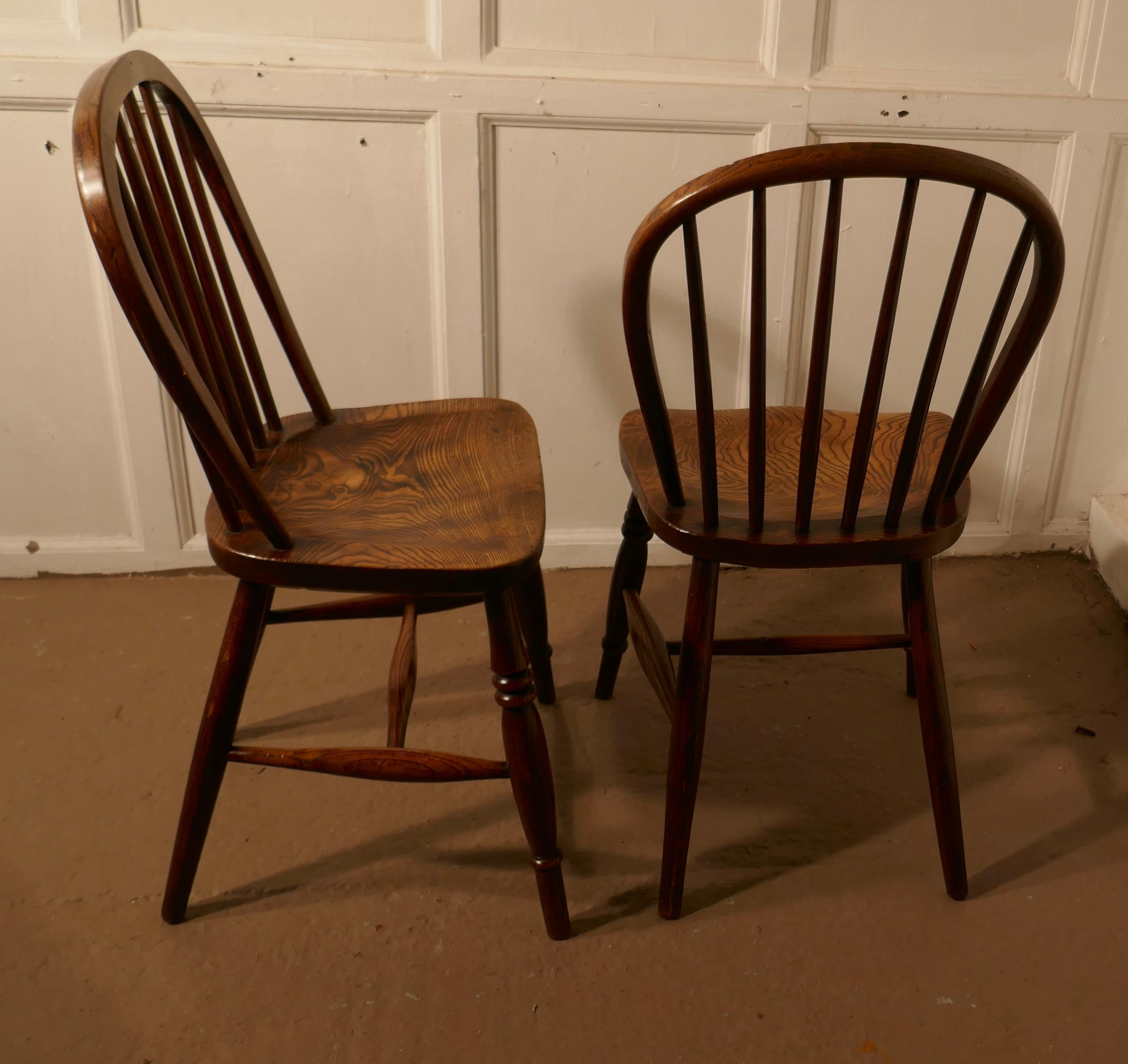 Pair of Solid Ash Windsor Hoop Back Chairs In Good Condition In Chillerton, Isle of Wight