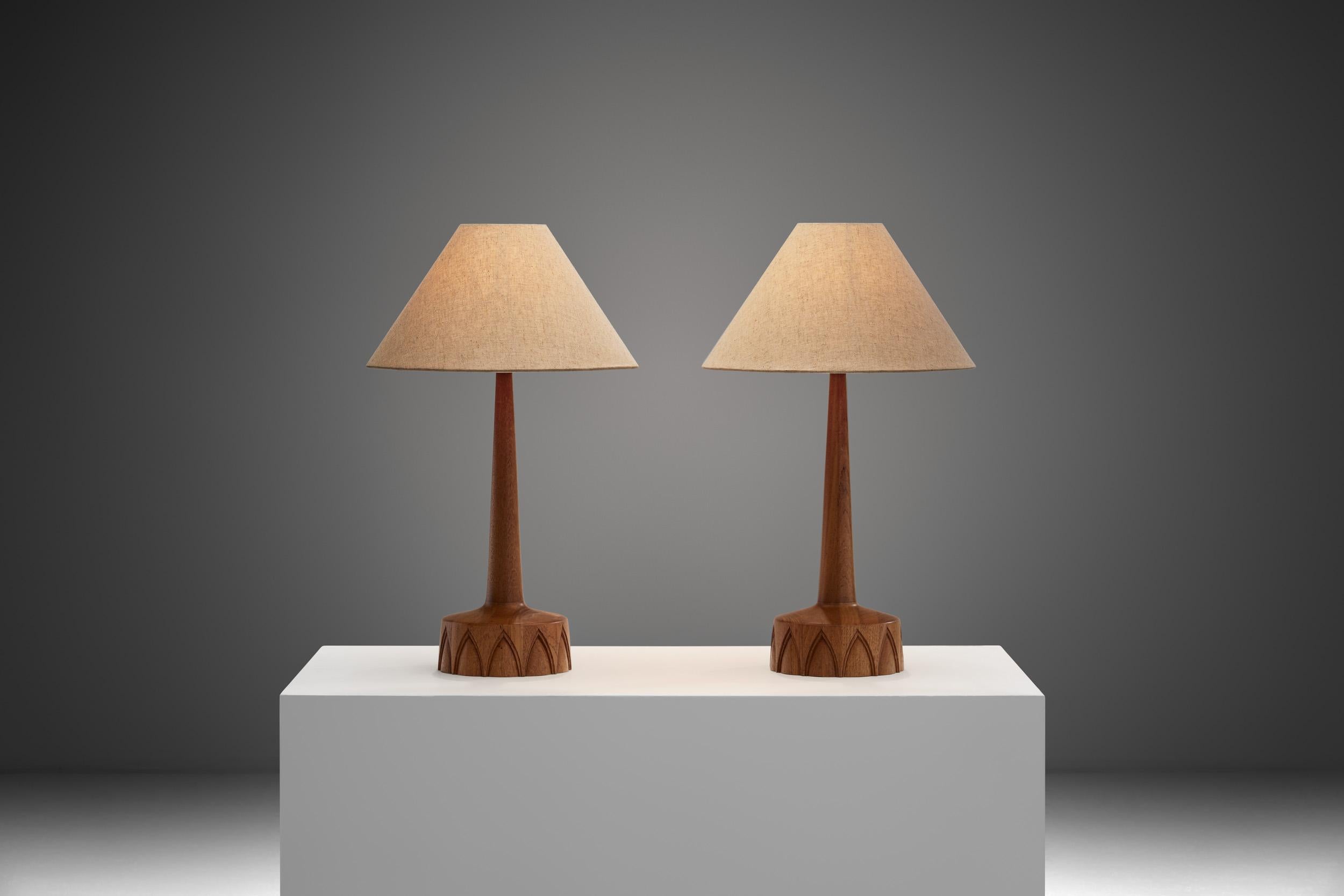 AB Tranås Stilarmatur is known for its minimalist, contemporary designs, often featuring simple, geometric shapes and clean lines. The company's product line is made out of a wide range of lighting fixtures - including pendants, chandeliers, wall