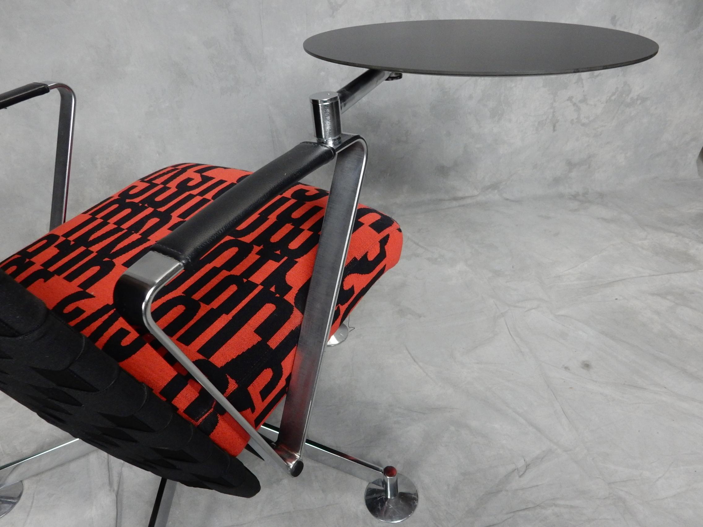 Paire de chaises longues de l'ère spatiale de Burkhard Vogtherr avec tissu Gunner Anderson en vente 2