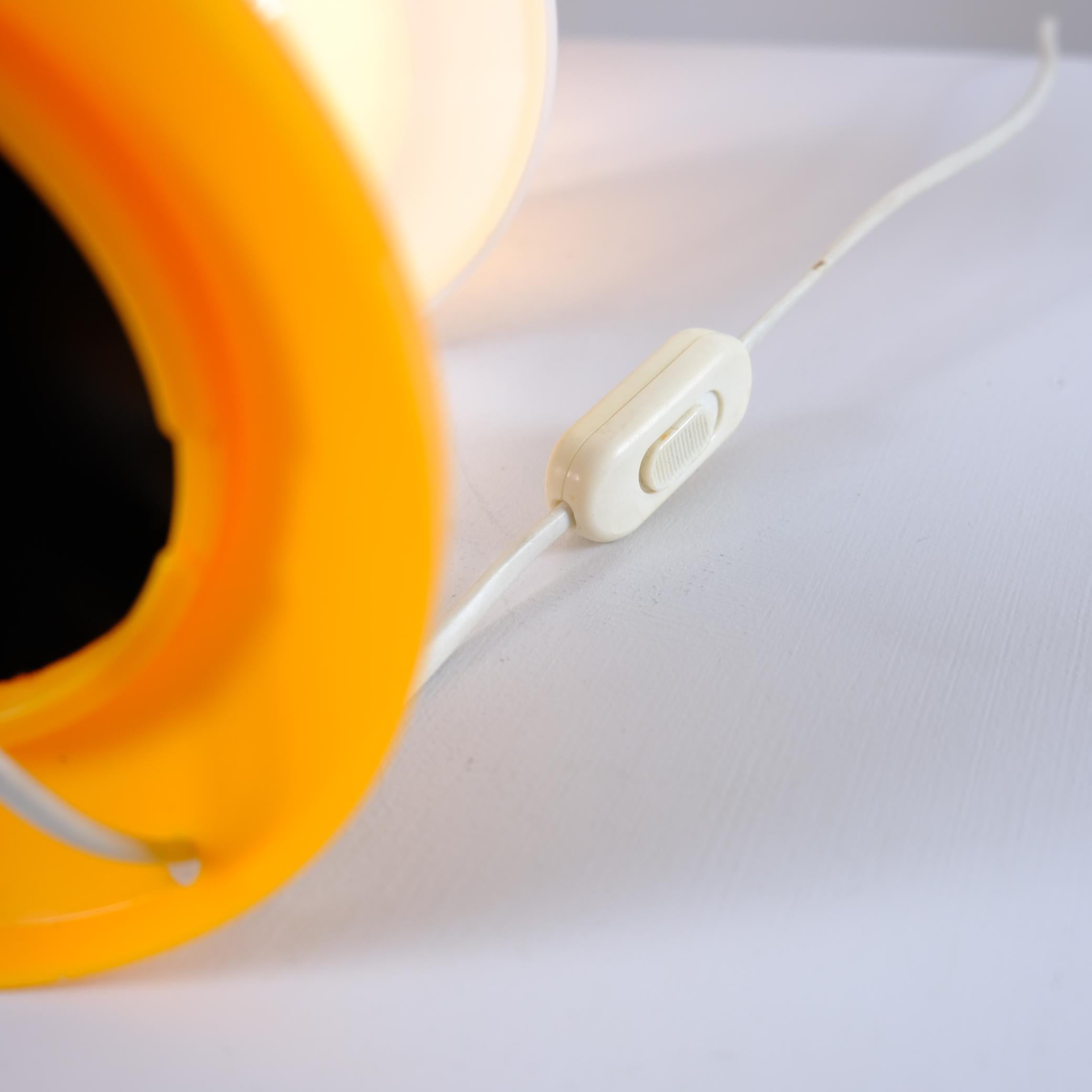 Pareja de lámparas de mesa Space Age de Bent Karlby para Ask Belysning, Dinamarca, años 70 en venta 3