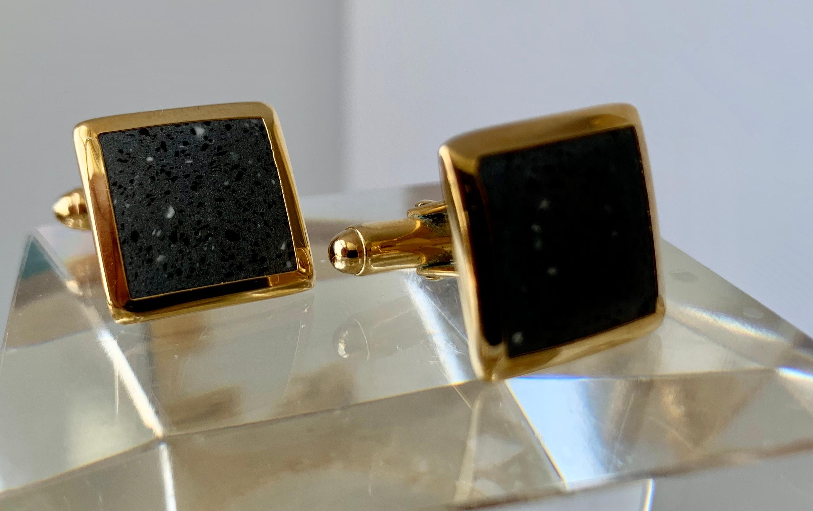 Women's or Men's A Pair of Square Cufflinks with Grey Speckled Enamel and 