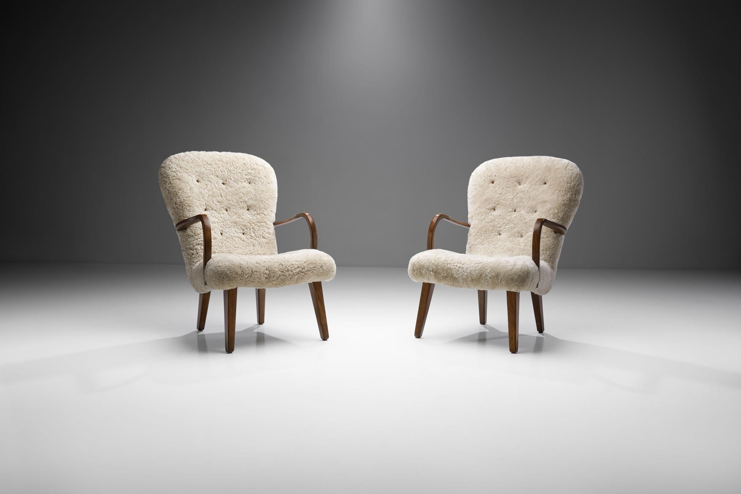 Mid-Century Modern Pair of Stained Beech Easy Chairs by a Danish Cabinetmaker, Denmark, 1940s