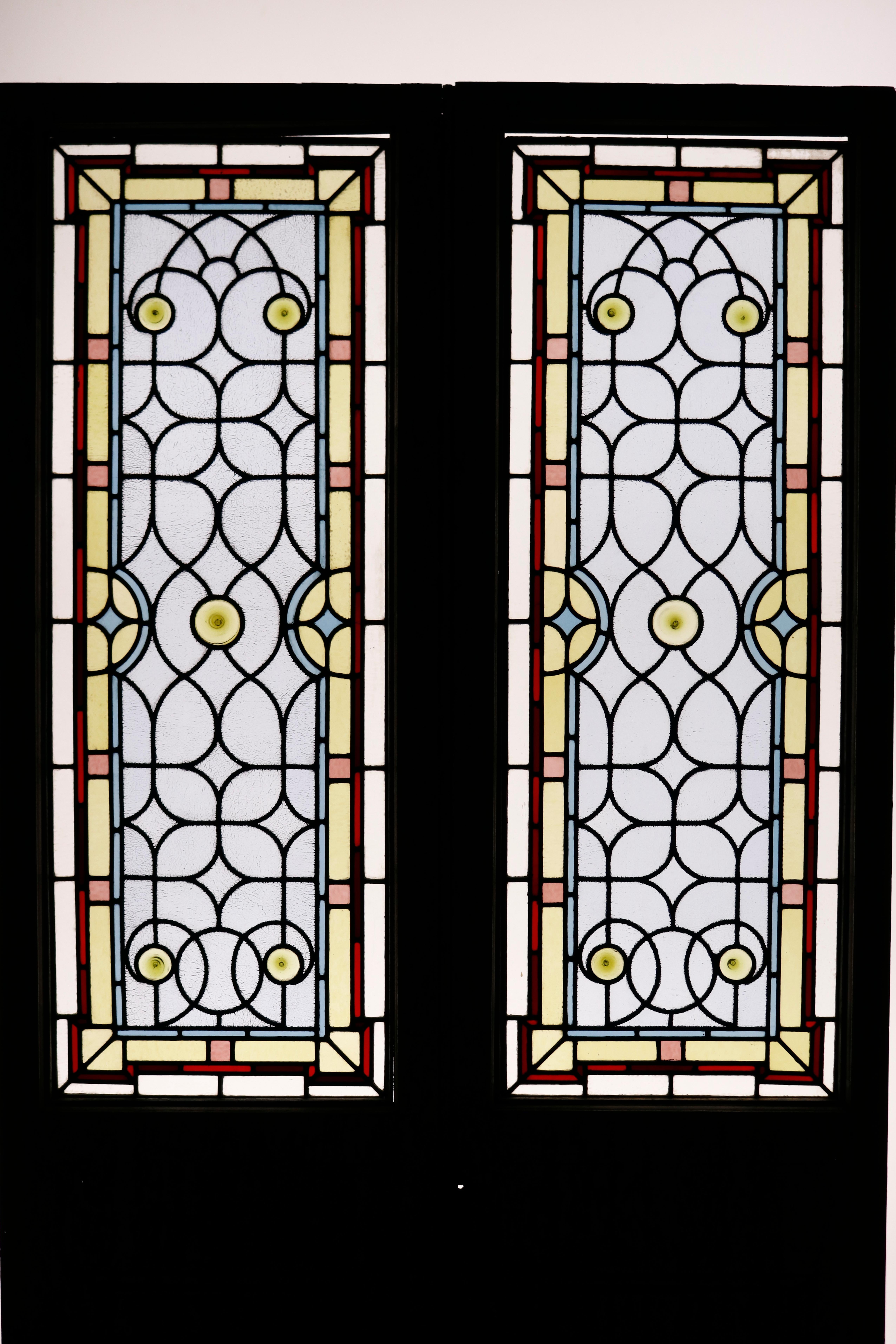 Paar antike Glasmalerei-Türen (19. Jahrhundert) im Angebot