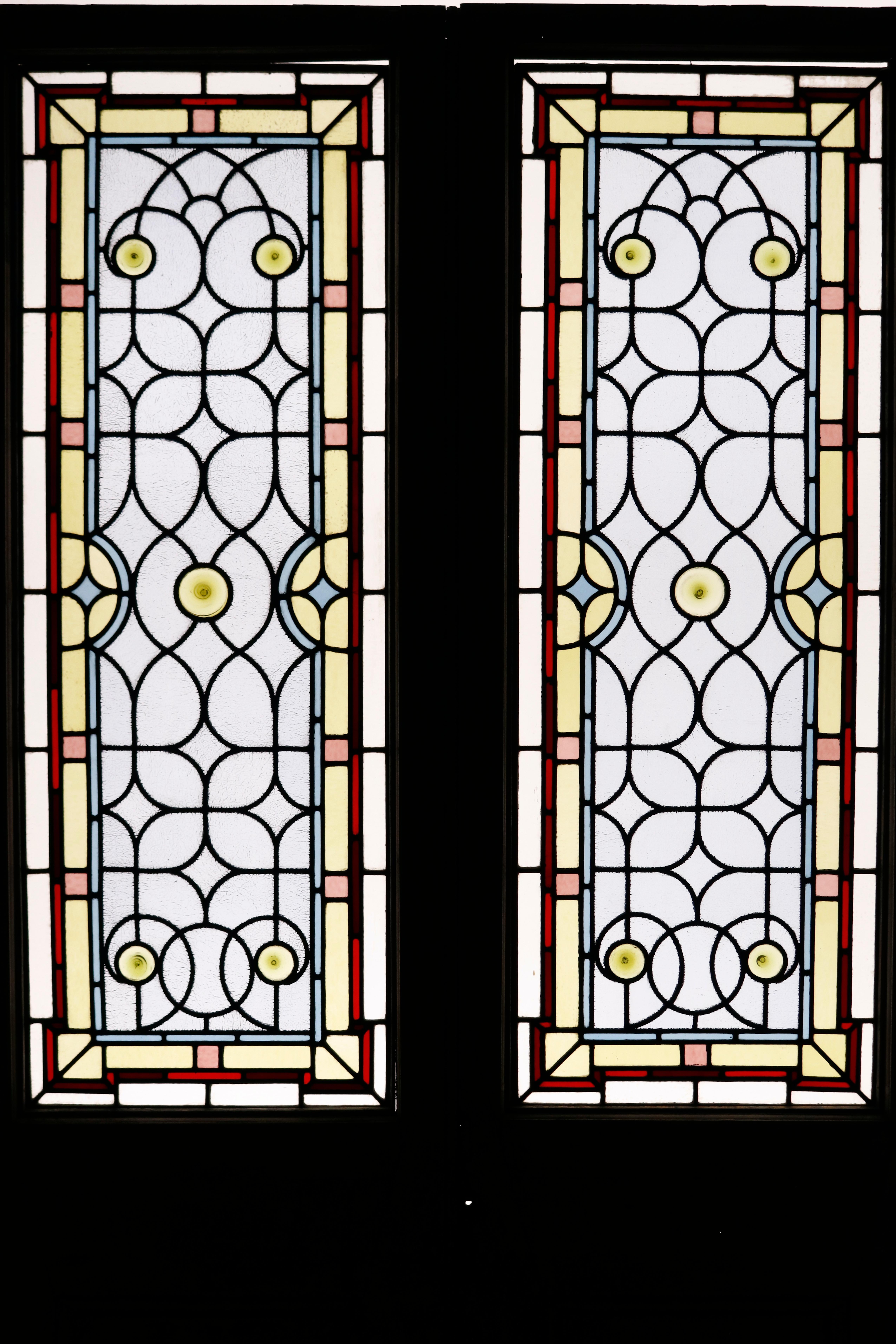 Pair of Stained Glass Antique Doors In Fair Condition For Sale In Wormelow, Herefordshire