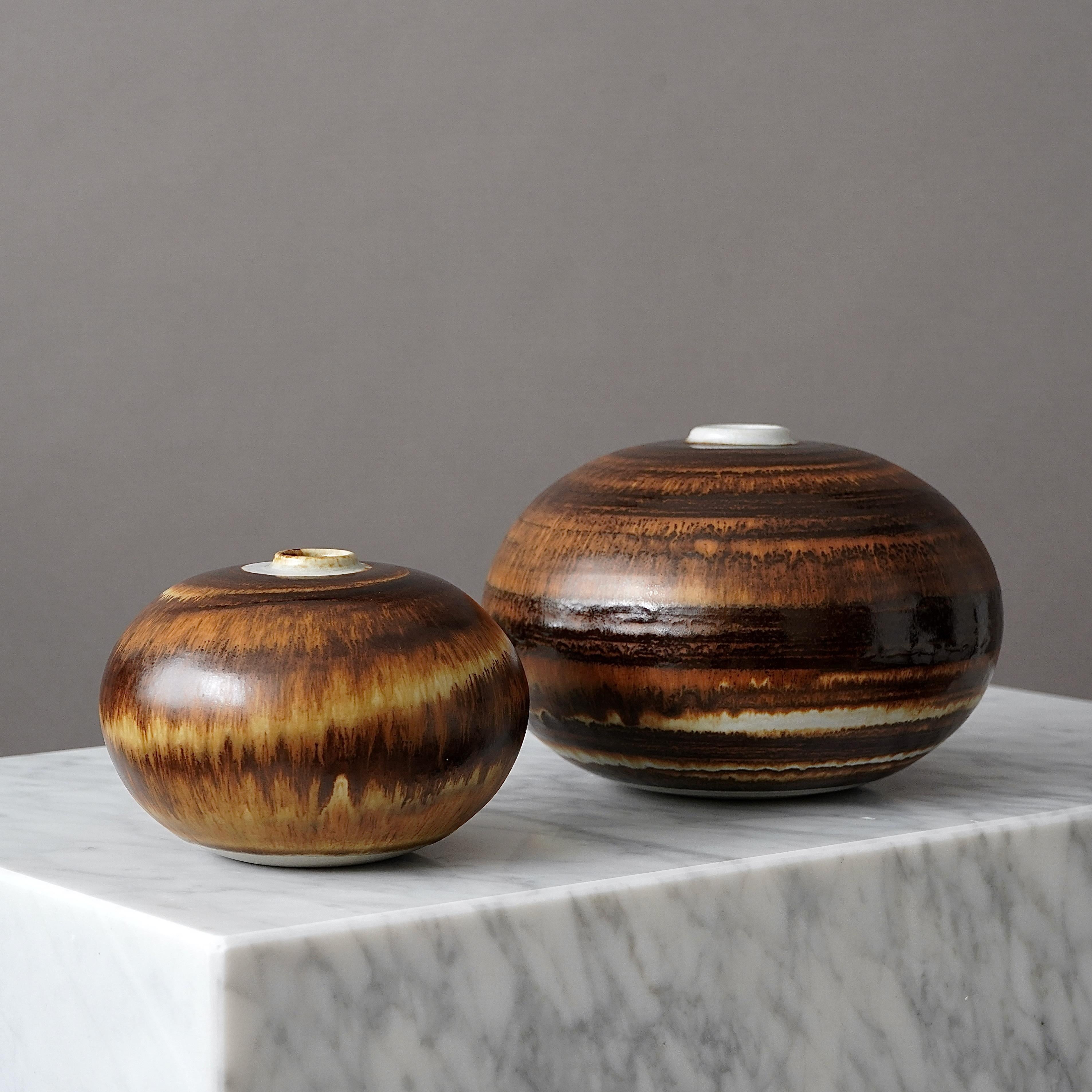 Turned A pair of Stoneware Vases by Andersson & Johansson, Höganäs, Sweden, 1977 For Sale