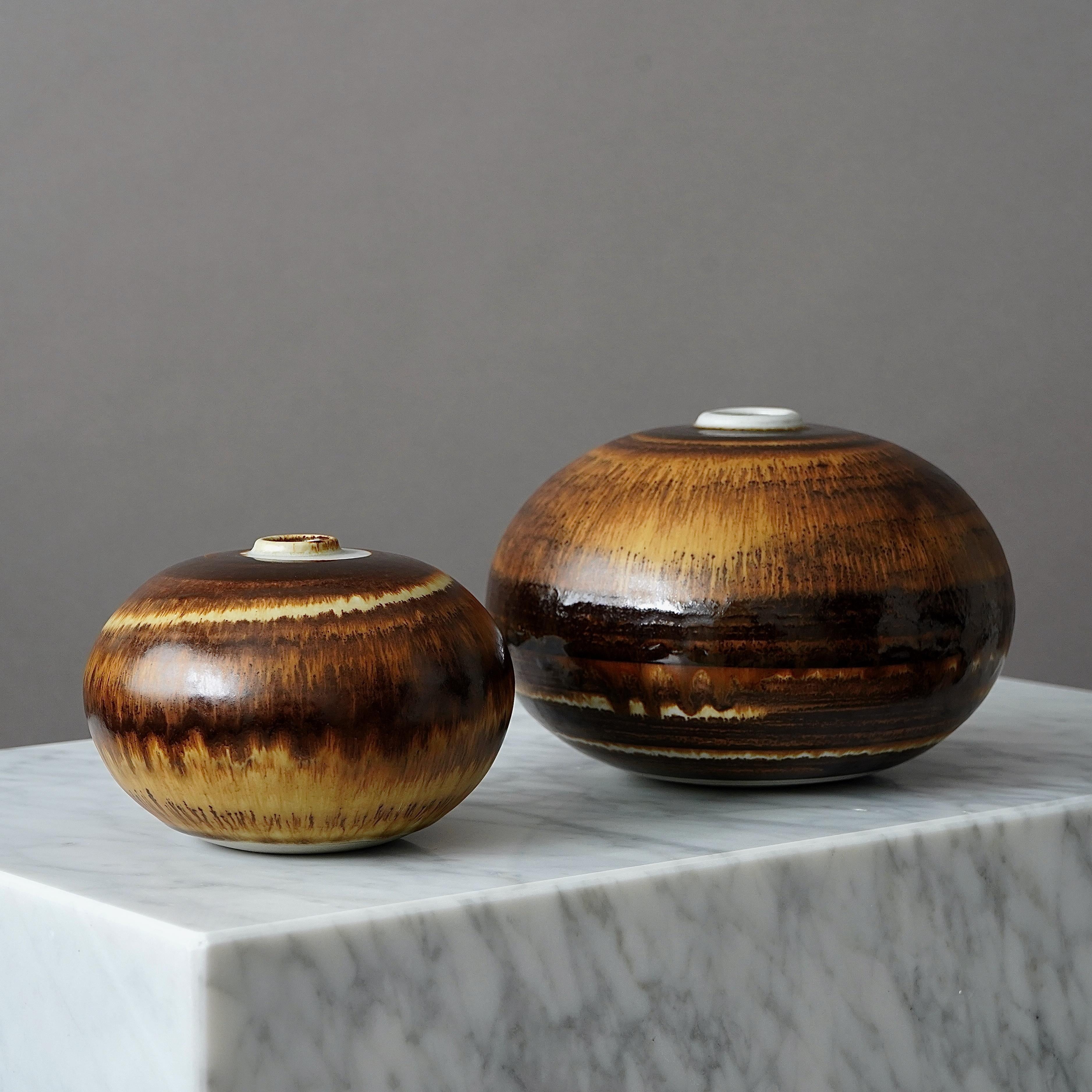 Late 20th Century A pair of Stoneware Vases by Andersson & Johansson, Höganäs, Sweden, 1977 For Sale