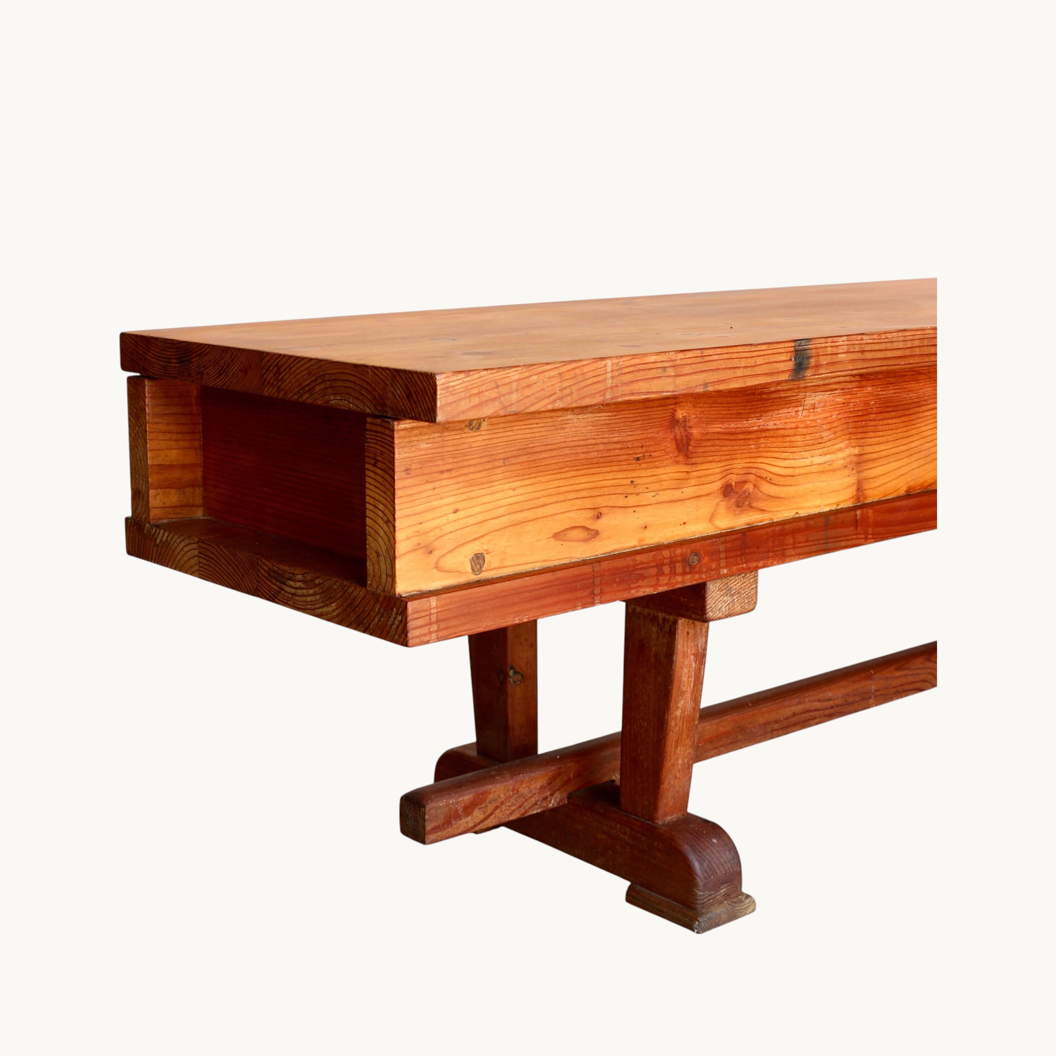 Milieu du XXe siècle Paire de bancs de rangement, France, années 1940 en vente