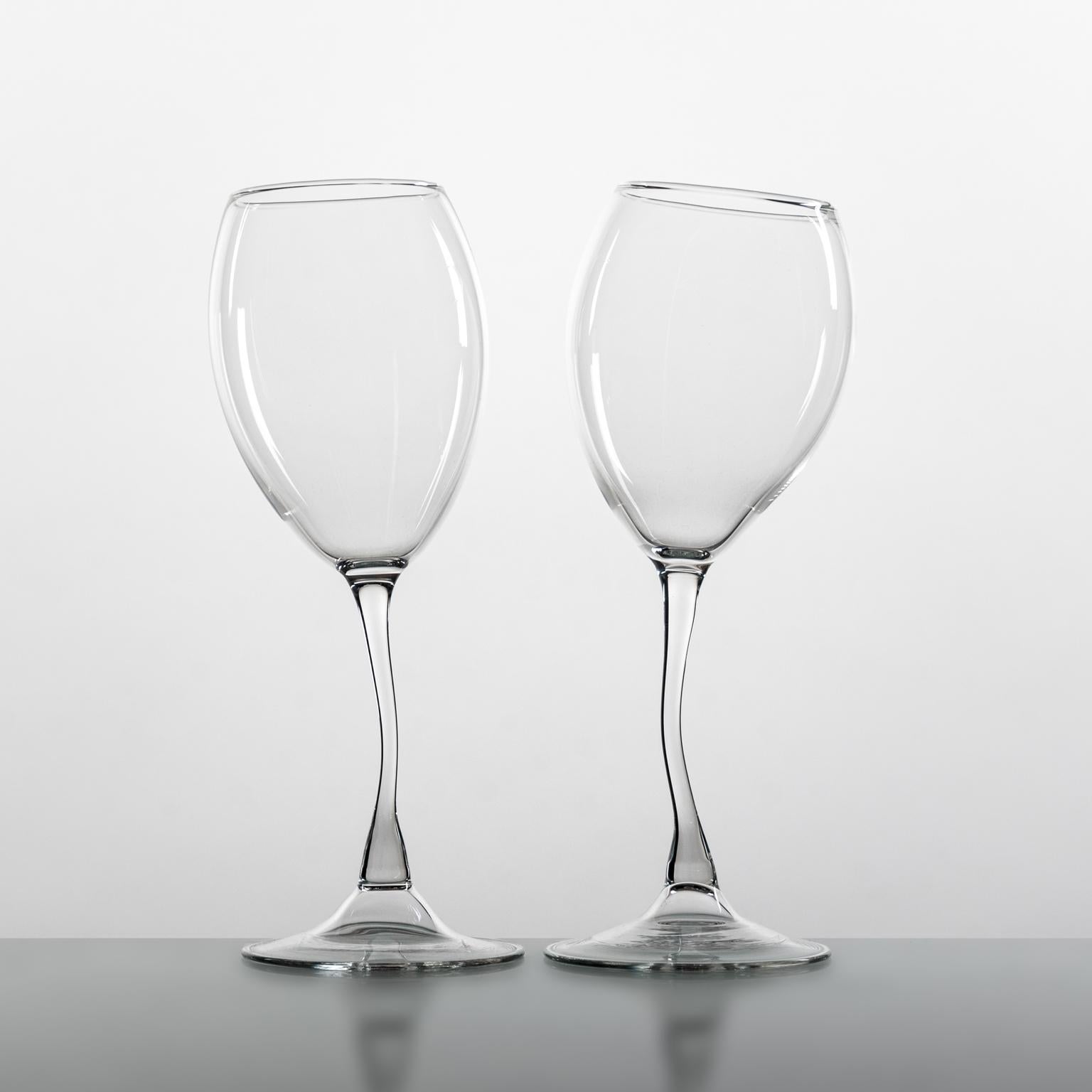Modern Contemporary Hand Blown Storti Wine Glasses by Simone Crestani