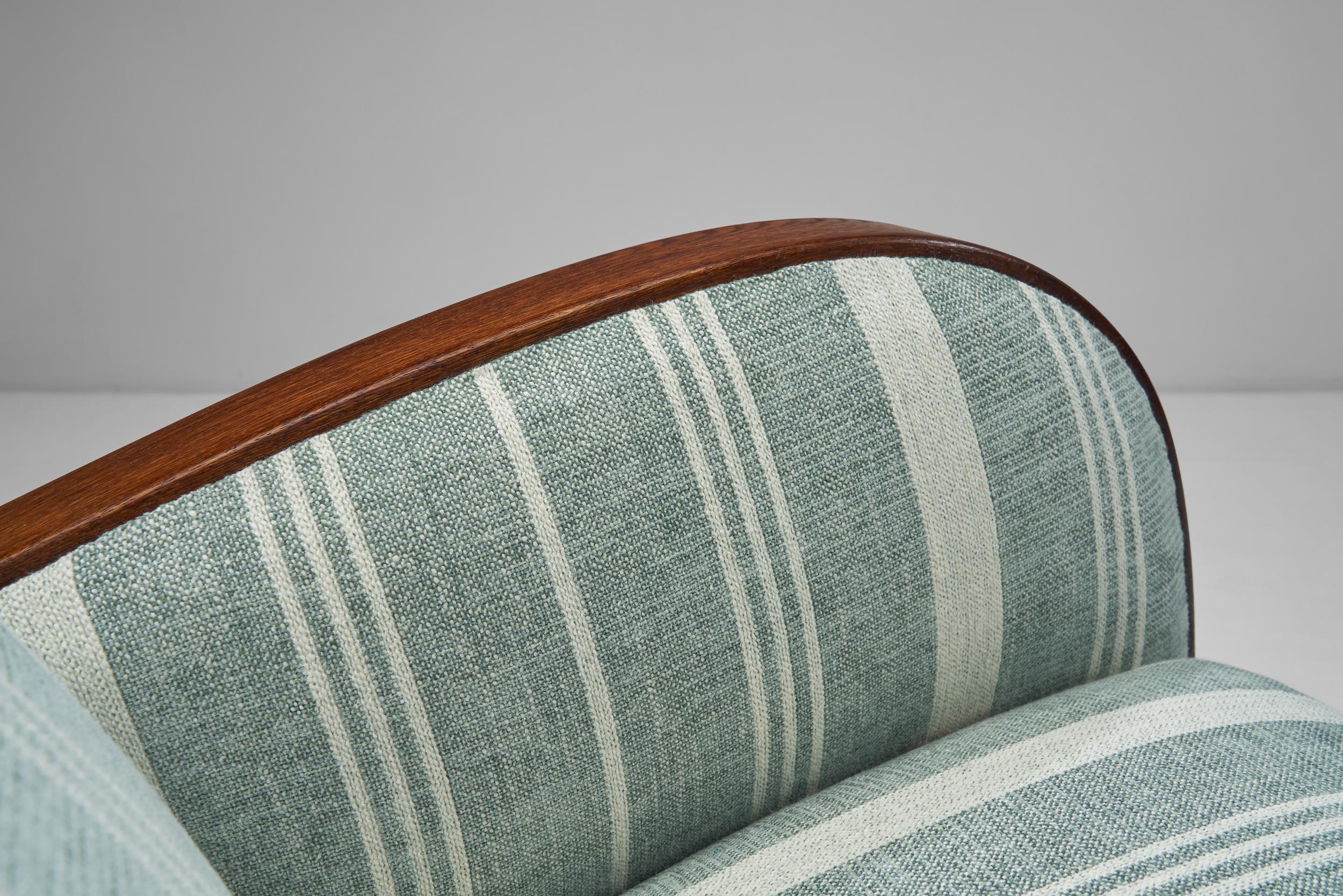 Coppia di poltrone Art Déco a righe con struttura in Oak macchiato, Europa, 1930 ca. in vendita 1