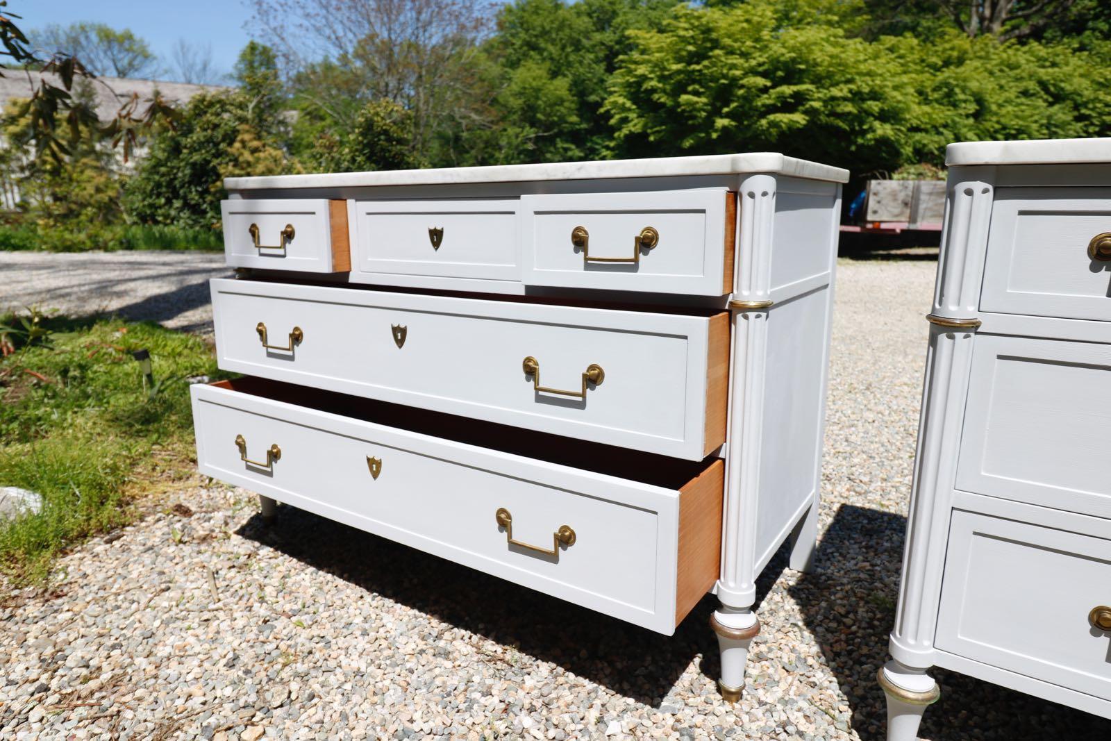 Mid-20th Century Pair of Stunning Painted Baker Commodes Chicago Gray Carrara White Marble Top