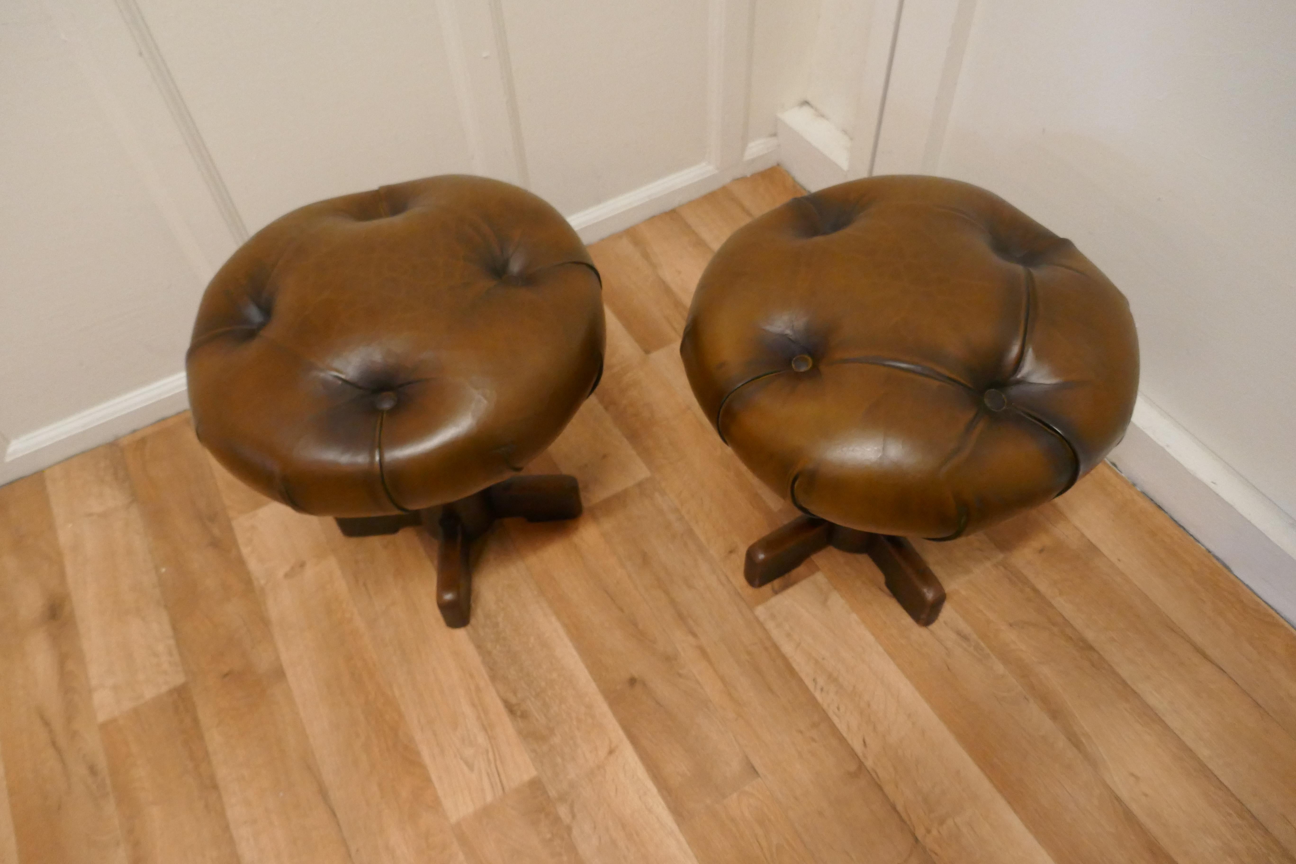 19th Century Pair of Sturdy French Button Leather Swivel Piano Stools For Sale