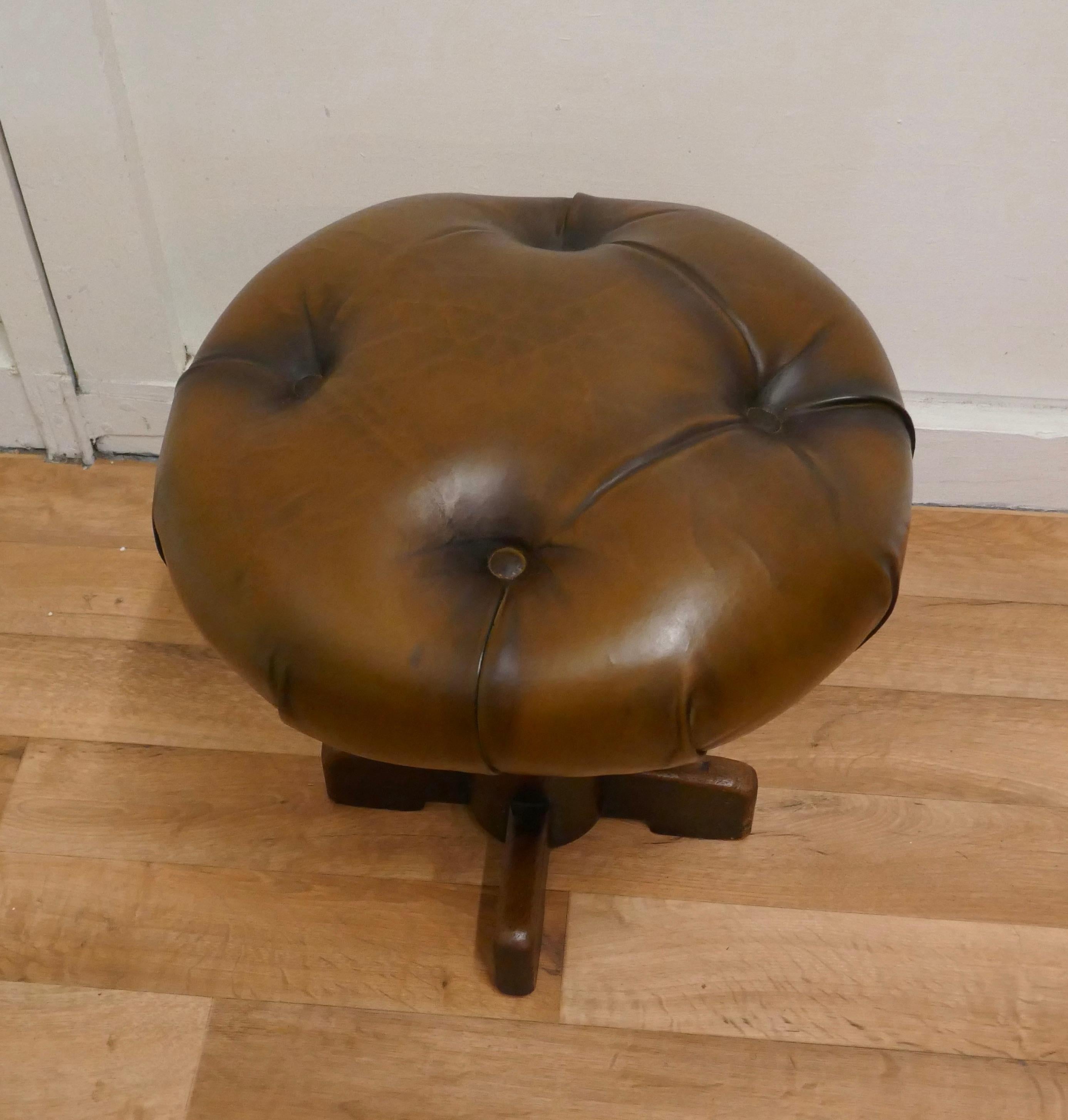 Pair of Sturdy French Button Leather Swivel Piano Stools For Sale 2