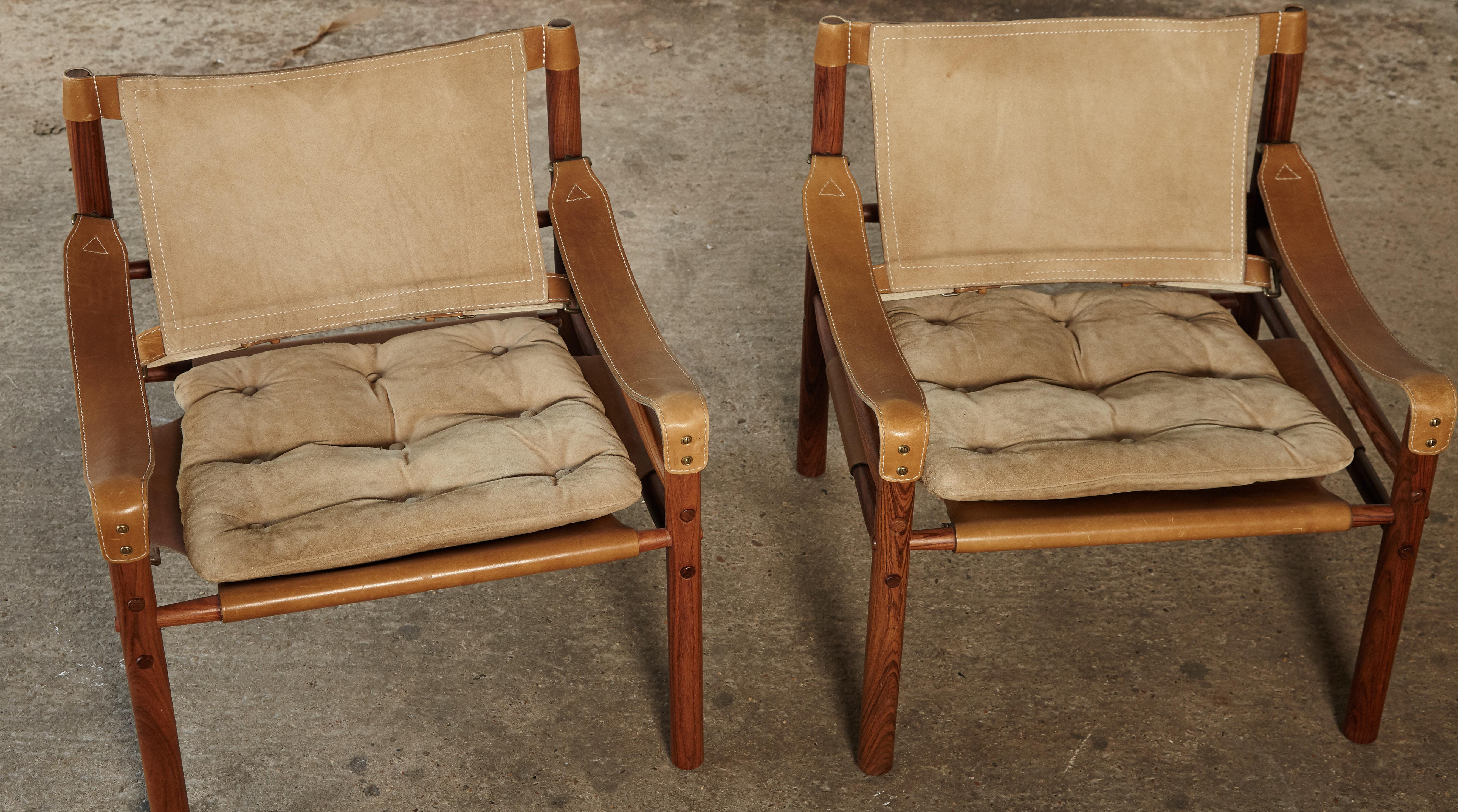 Pair of Suede and Rosewood Arne Norell Safari Chairs, Sweden, 1970s 7