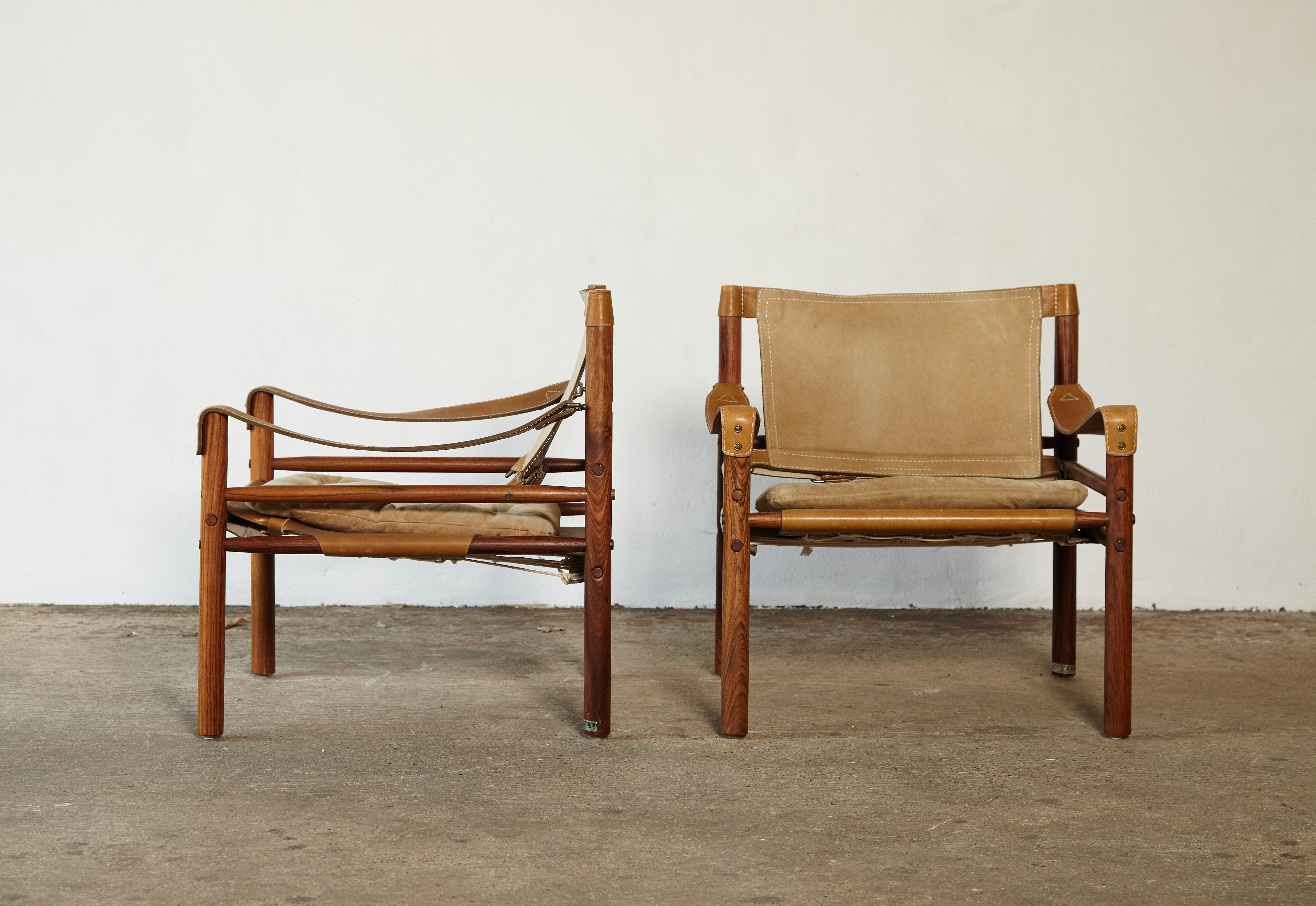 Mid-Century Modern Pair of Suede and Rosewood Arne Norell Safari Chairs, Sweden, 1970s