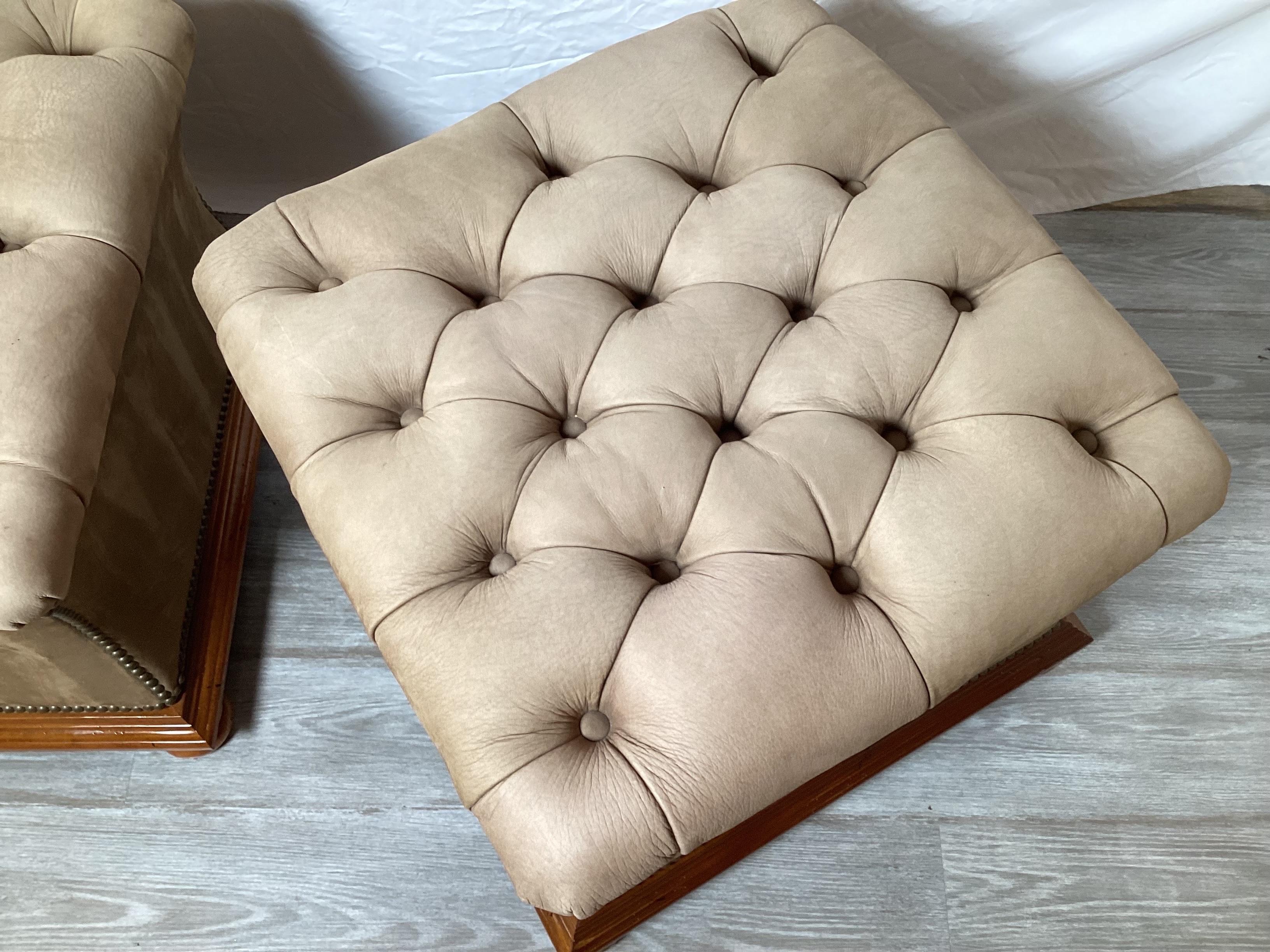 Pair of Sueded Leather Tufted Storage Ottomans, in the Manner of Ralph Lauren In Excellent Condition For Sale In Lambertville, NJ