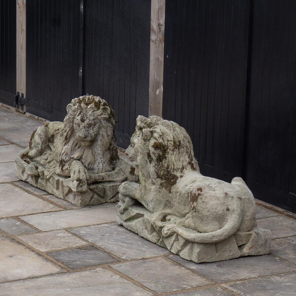 18th Century and Earlier Pair of Superb 18th Century Bath Stone Lions