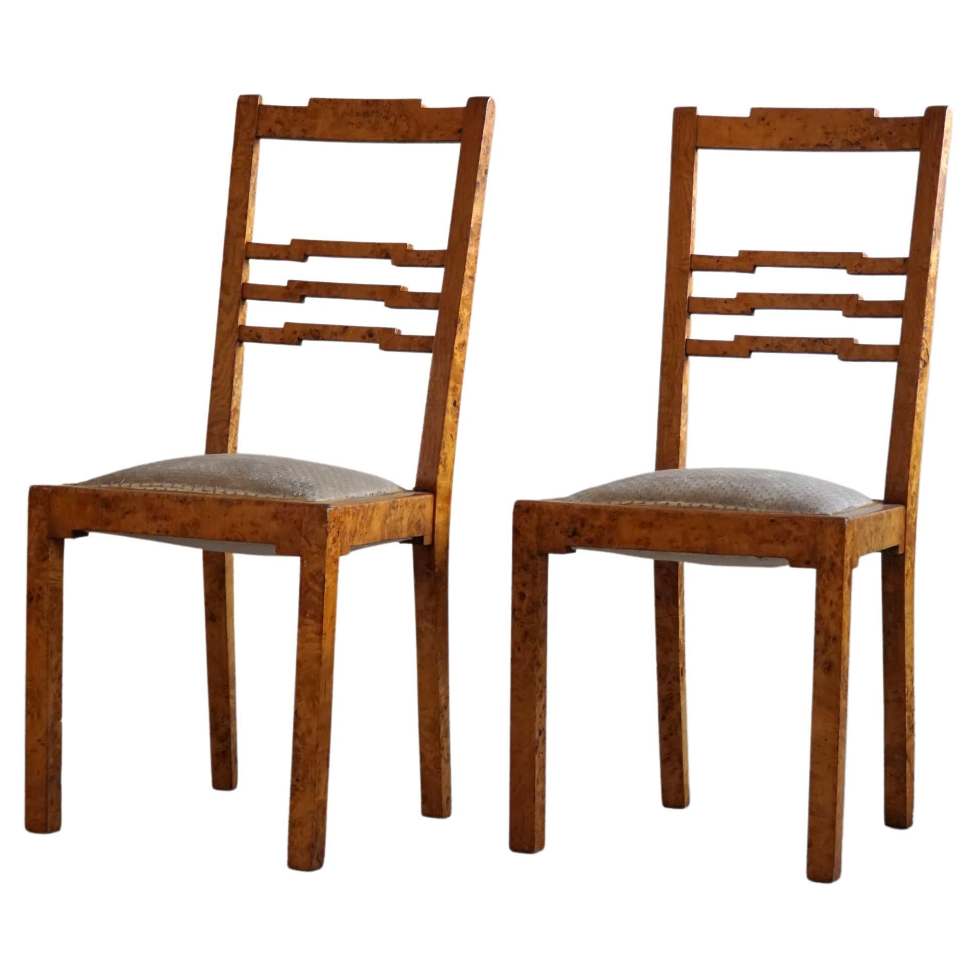 A Pair of Swedish Art Deco Dining Room Chairs in Birch, 1920s For Sale