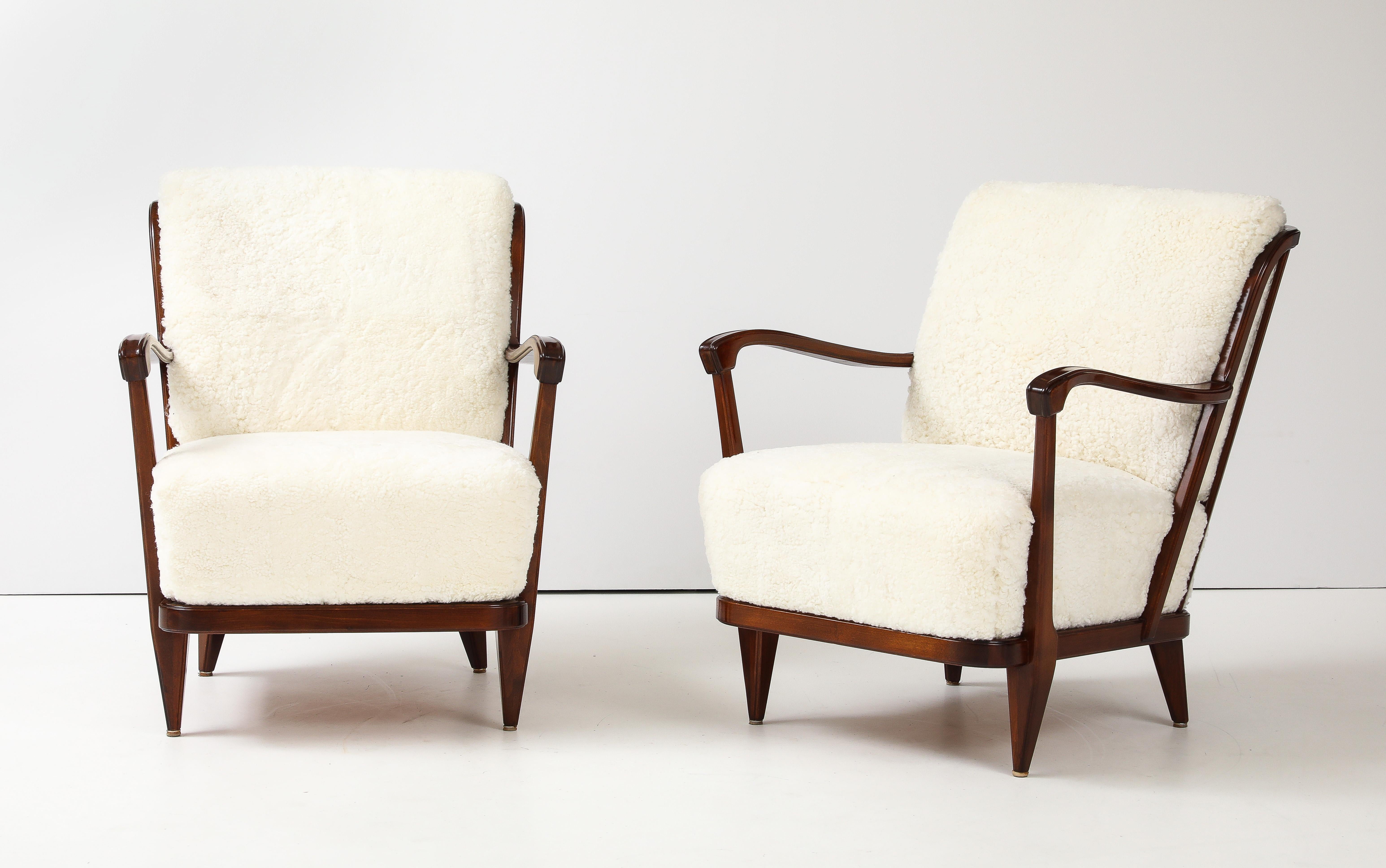 Pareja de sillas club suecas diseñadas por Svante Skogh, alrededor de 1950 5