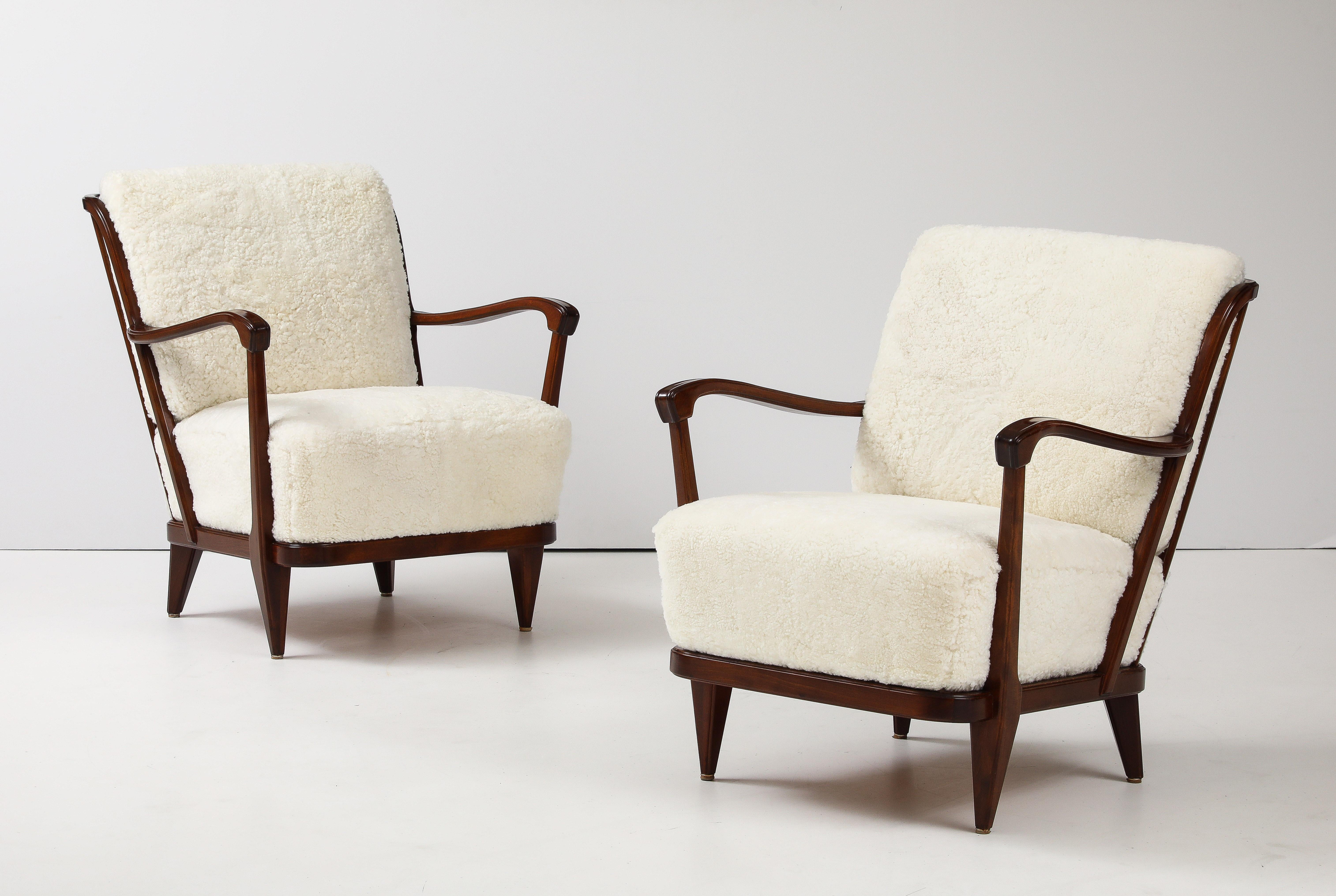 Pareja de sillas club suecas diseñadas por Svante Skogh, alrededor de 1950 Escandinavo moderno