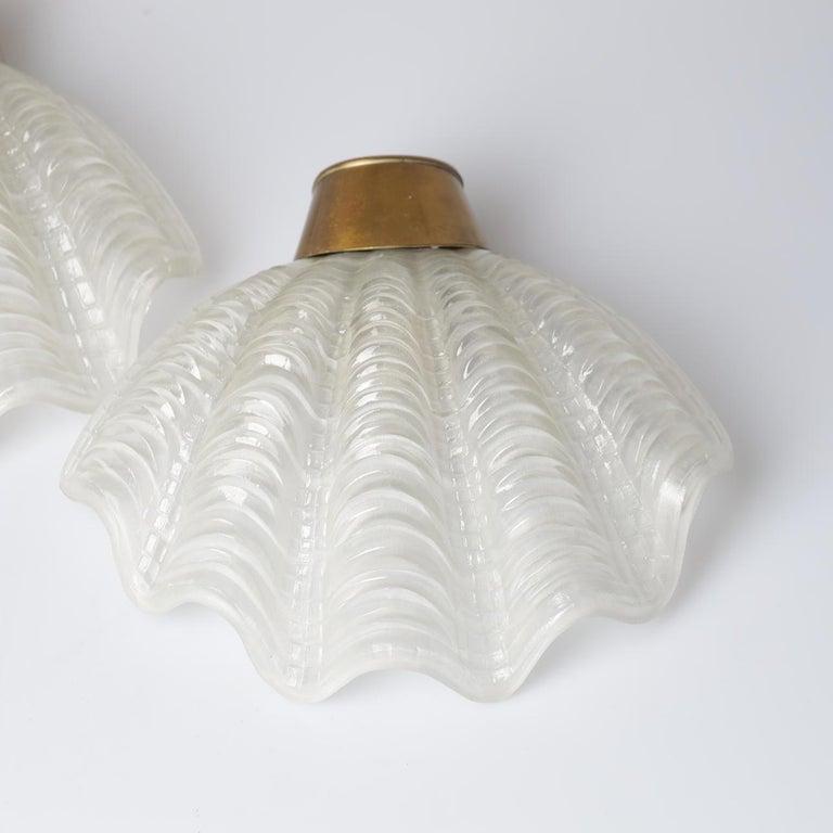 Pareja de candelabros suecos de concha de cristal de la época de la Gracia, 2 parejas disponibles Sueco en venta