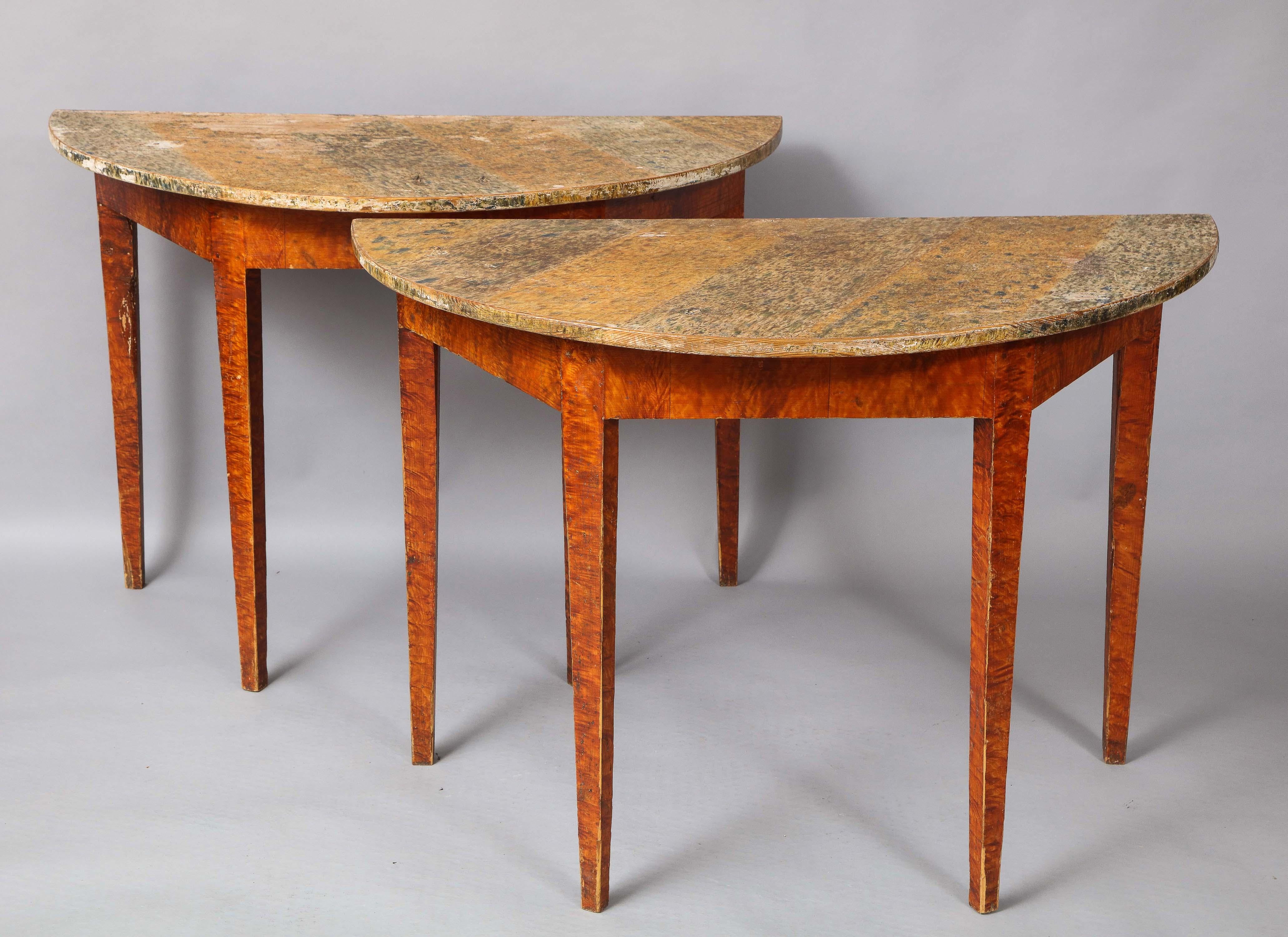 Pair of Swedish Gustavian Console Tables In Good Condition For Sale In Greenwich, CT