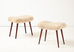 Coppia di sgabelli moderni svedesi, anni '40 circa