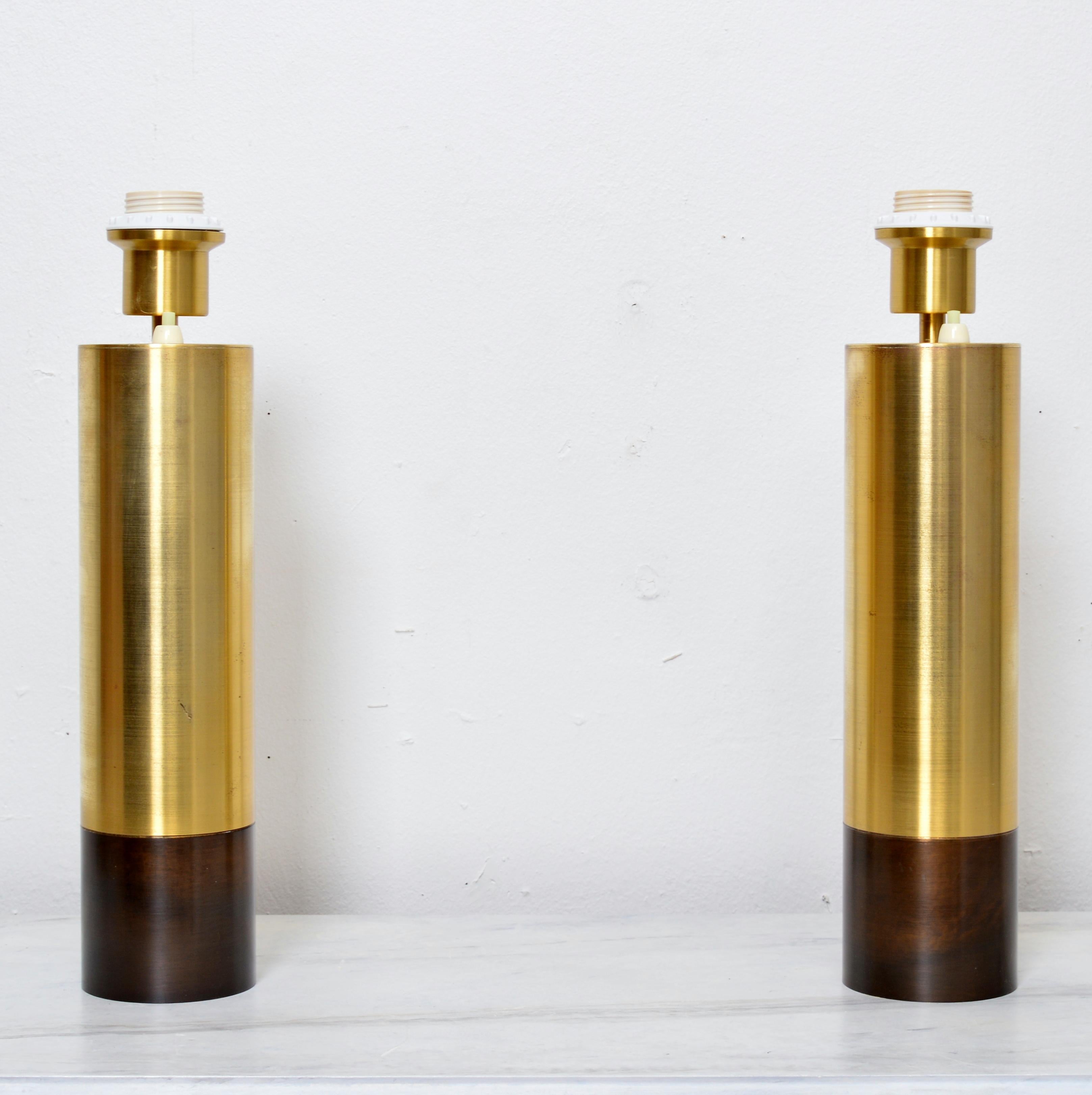 Milieu du XXe siècle Paire de lampes de table modernes suédoises, Model No No 8397, Boréns, 1960 en vente