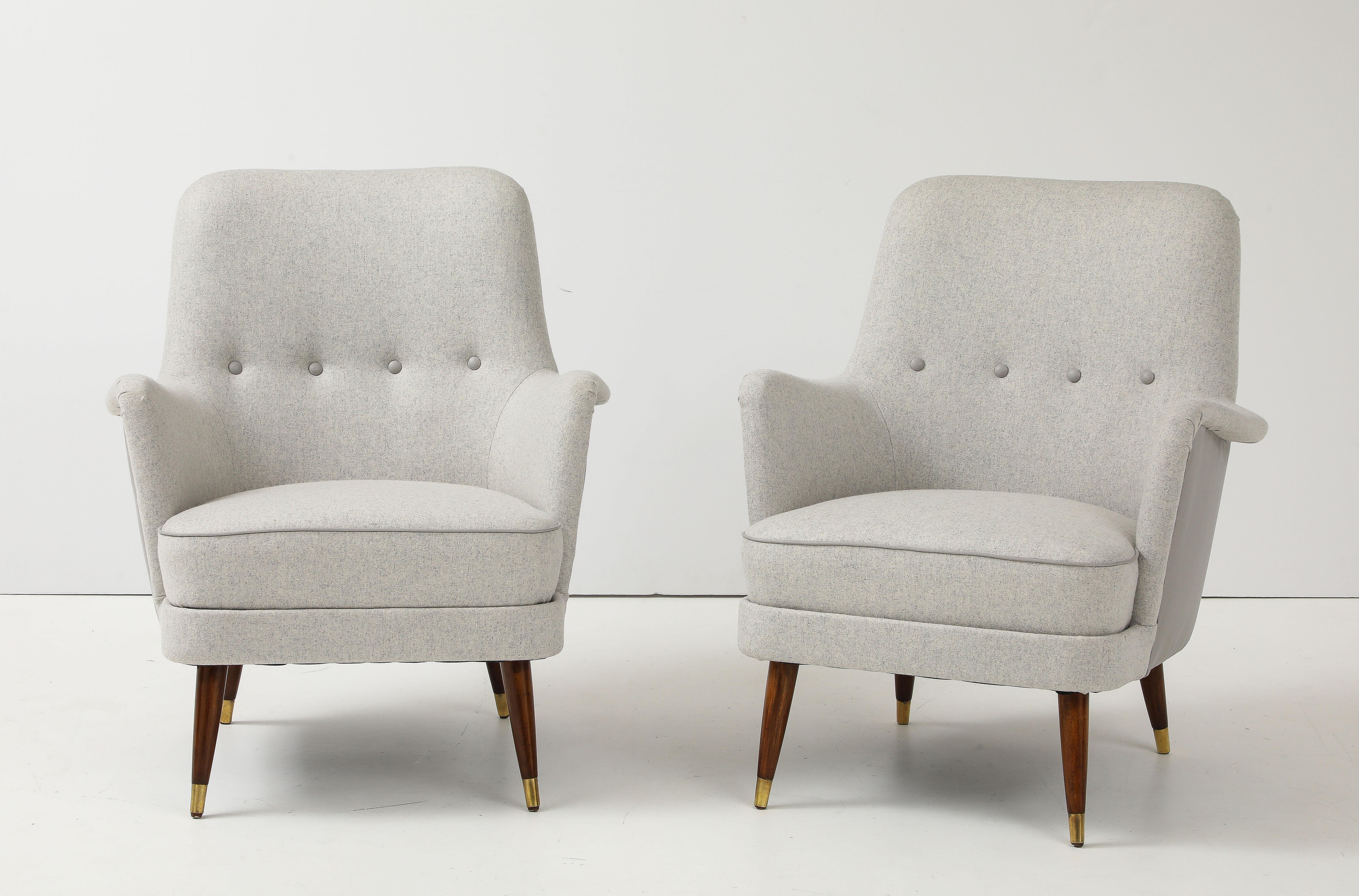 Scandinavo moderno Coppia di poltrone moderne svedesi imbottite, circa anni '40 in vendita