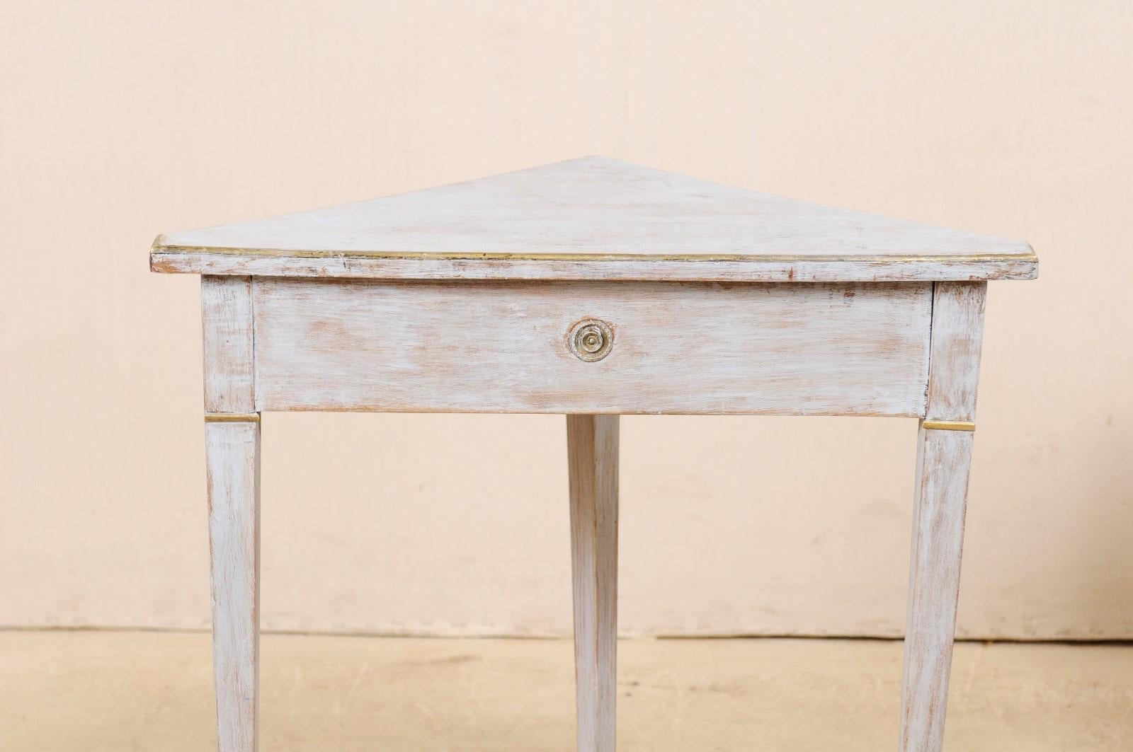 Pair of Swedish Painted Wooden Corner Tables, 19th Century 5