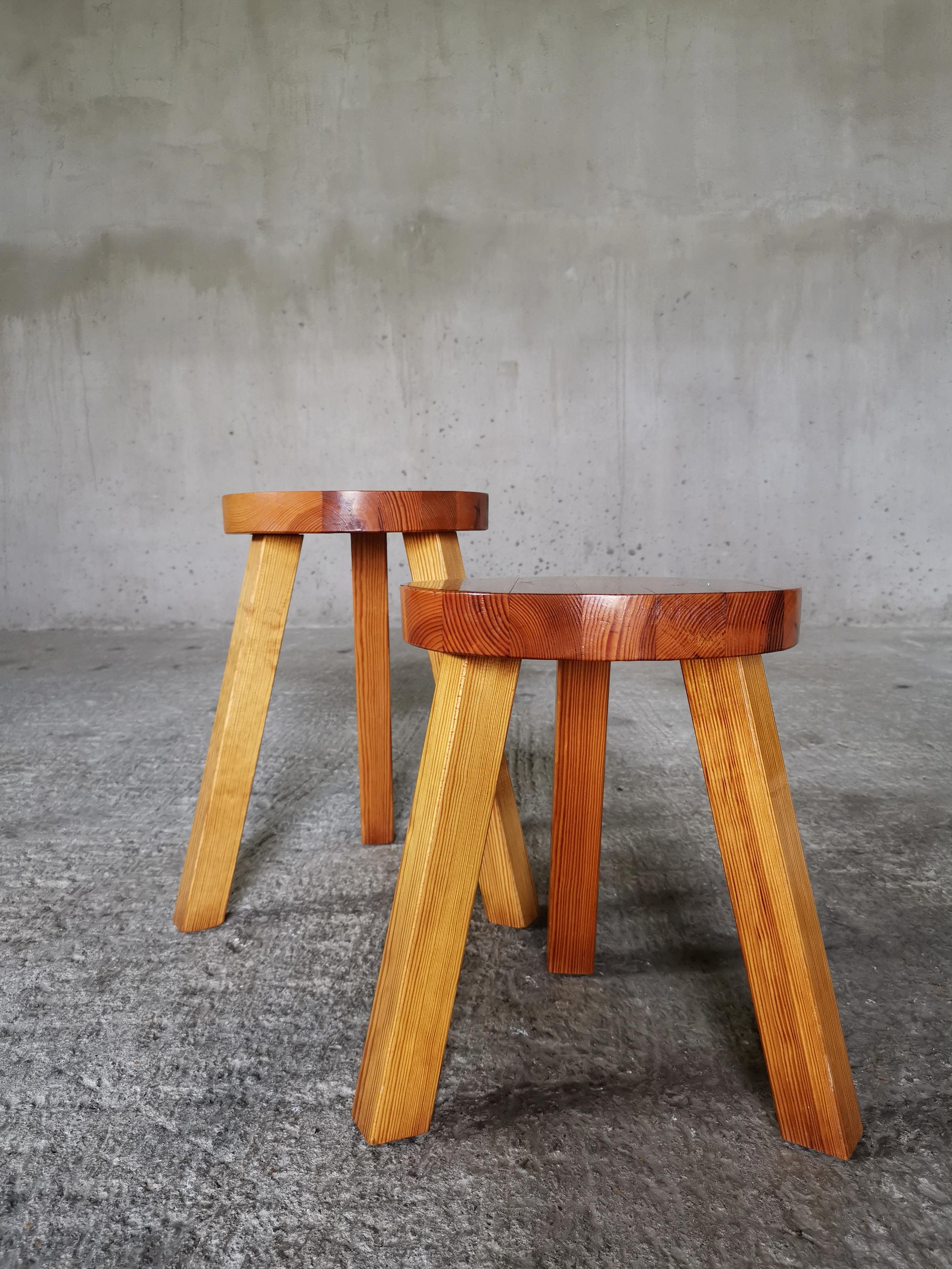 Scandinavian Modern A pair of Swedish stools in solid pine. Sweden 1960s.  For Sale