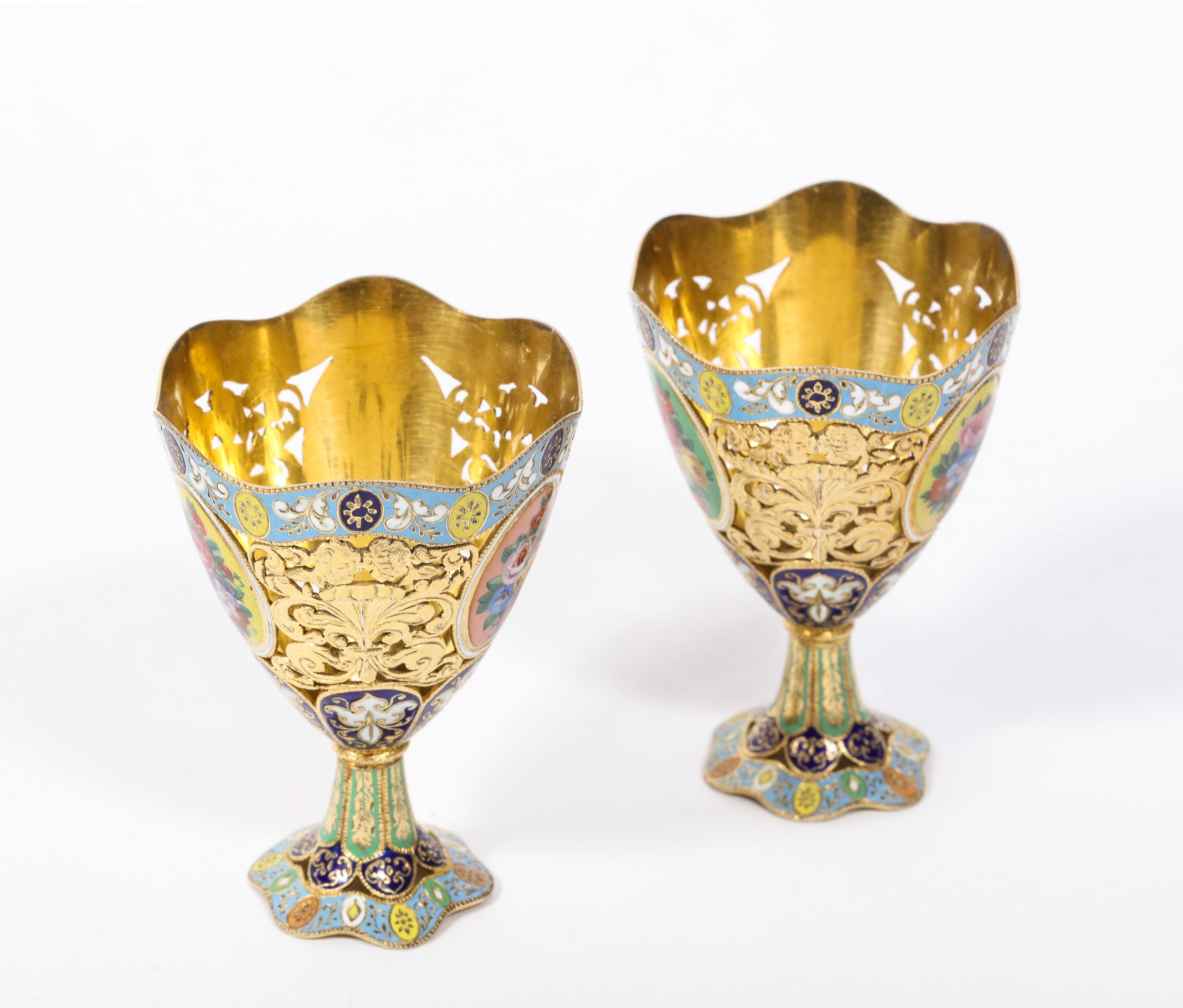 Pair of Swiss Gold and Enamel Zarfs, Geneva, circa 1830 4
