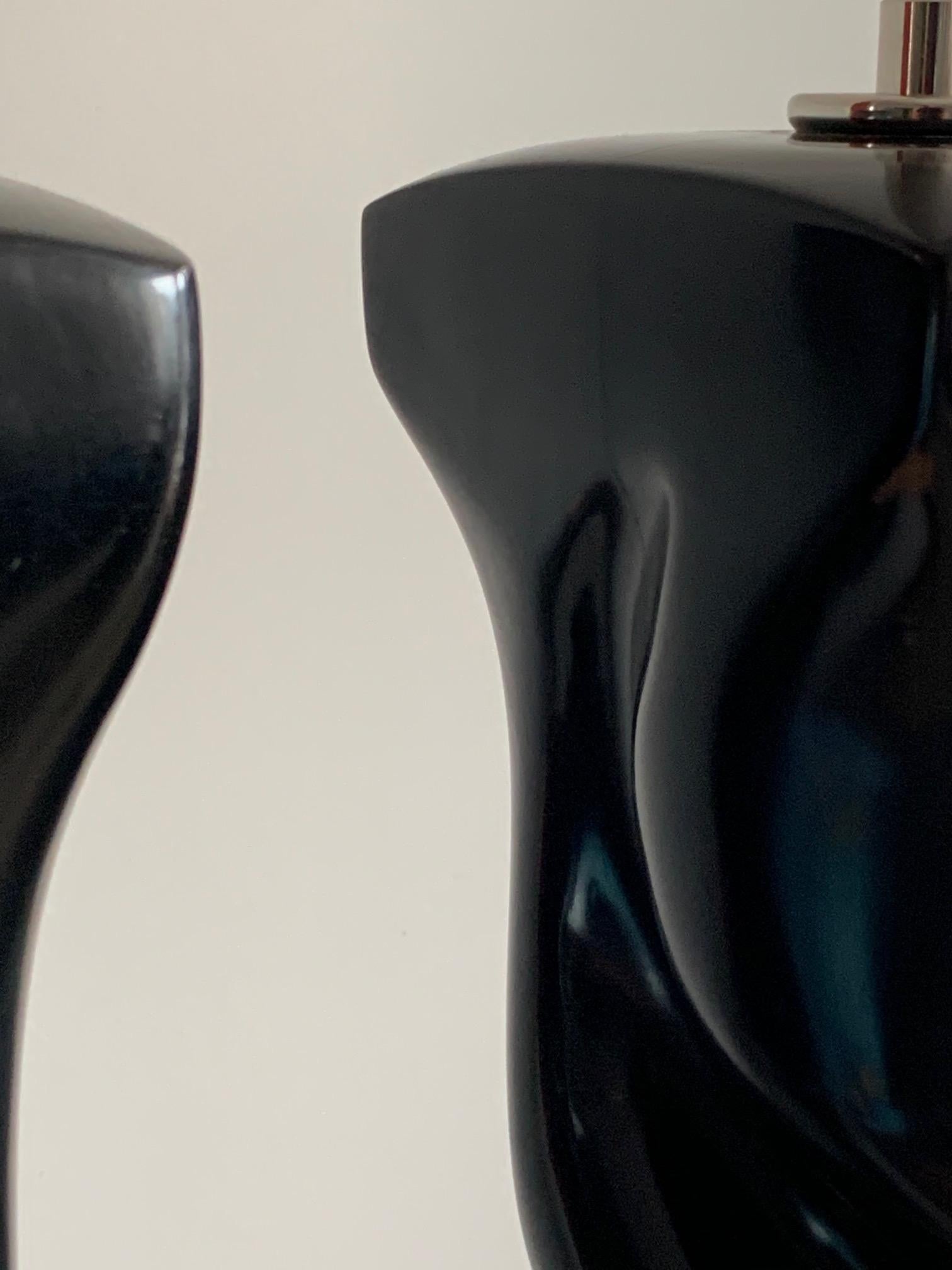 Paire de lampes de table de Heifetz en laque noire en vente 4