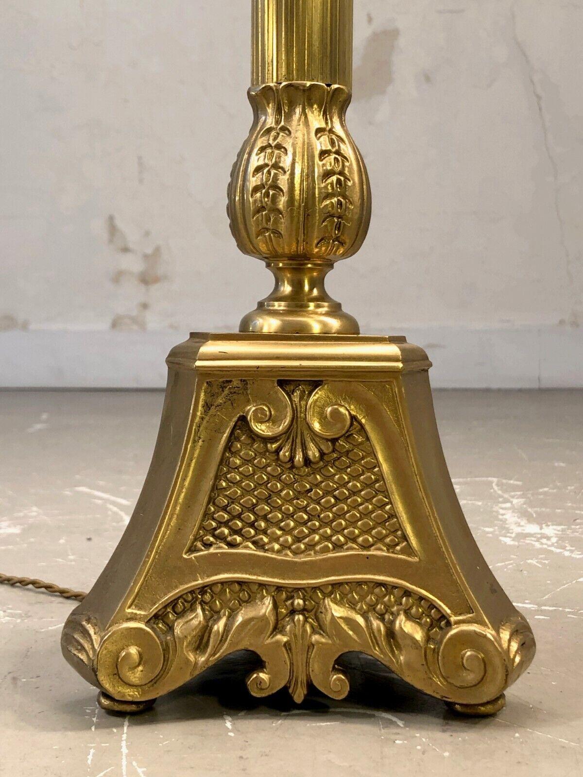 Ein PaarLUXuriöse Bronze NEO-CLASSICAL TABLE LAMPS, Frankreich XIX & 1970 (Neoklassisch) im Angebot