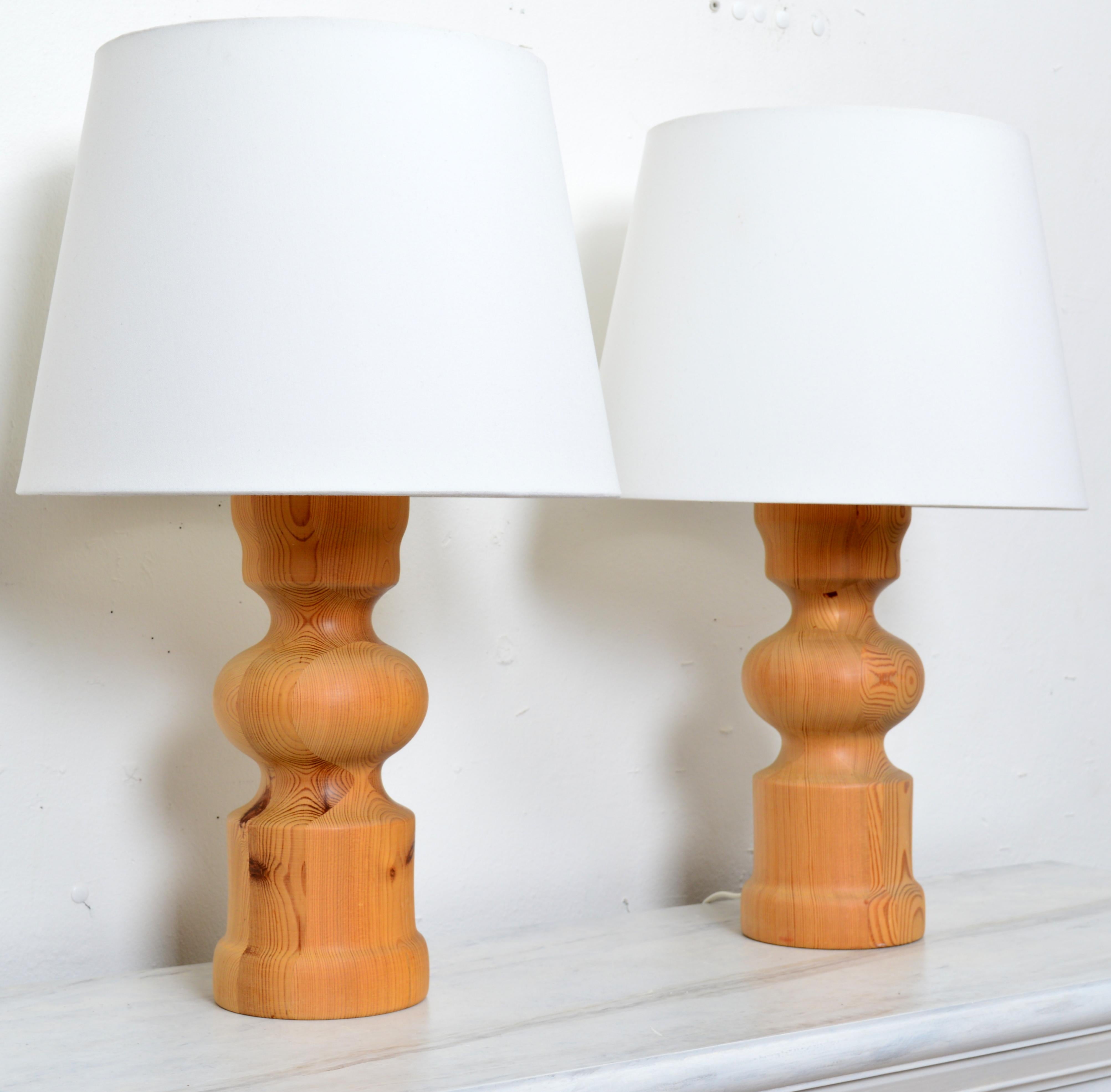 Swedish A Pair of Table Lamps, Turned Solid Pine, Tranås Stilarmatur Sweden, 1970s For Sale