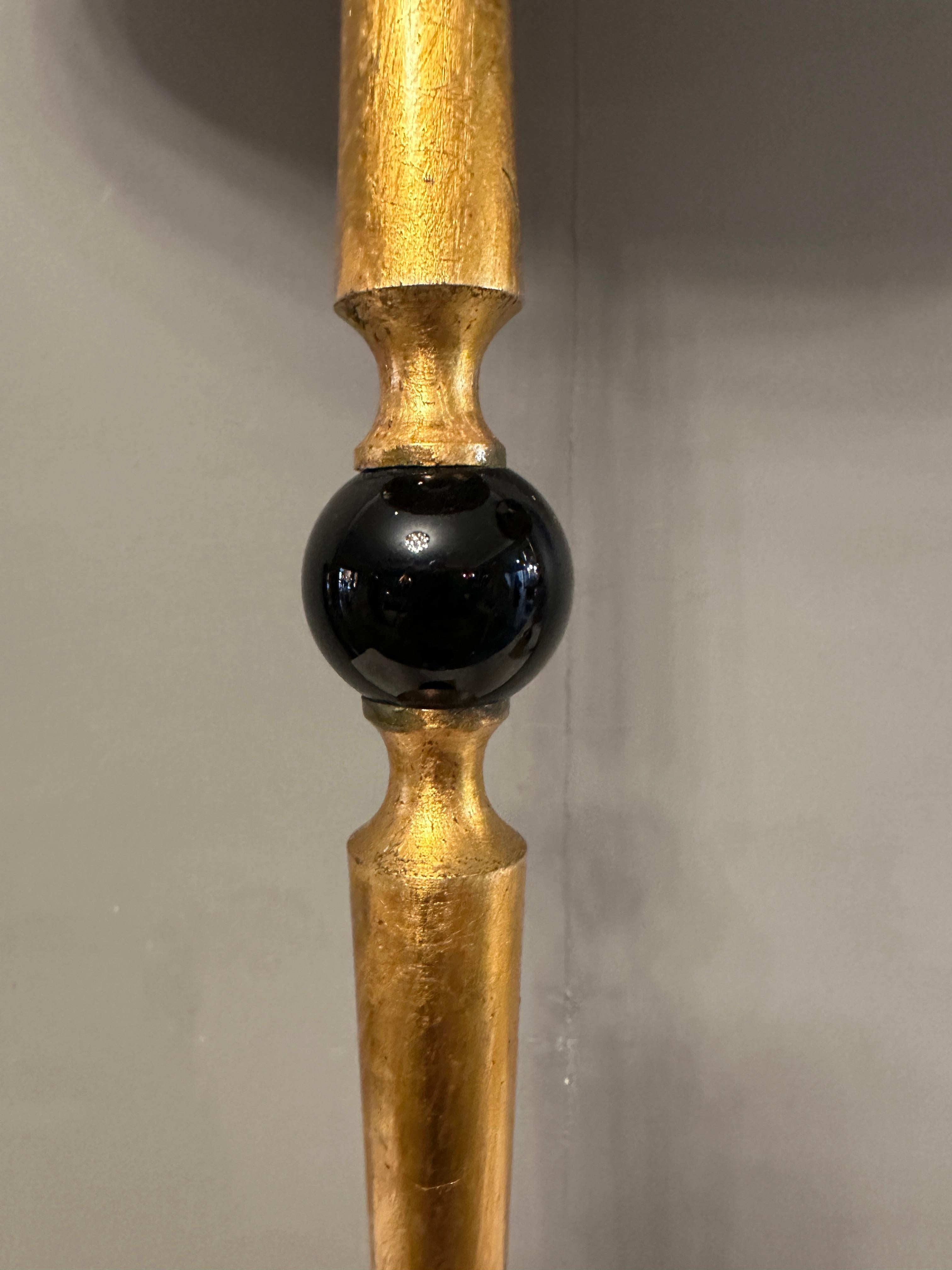 Paire de grandes lampes de table italiennes en laiton doré en vente 4