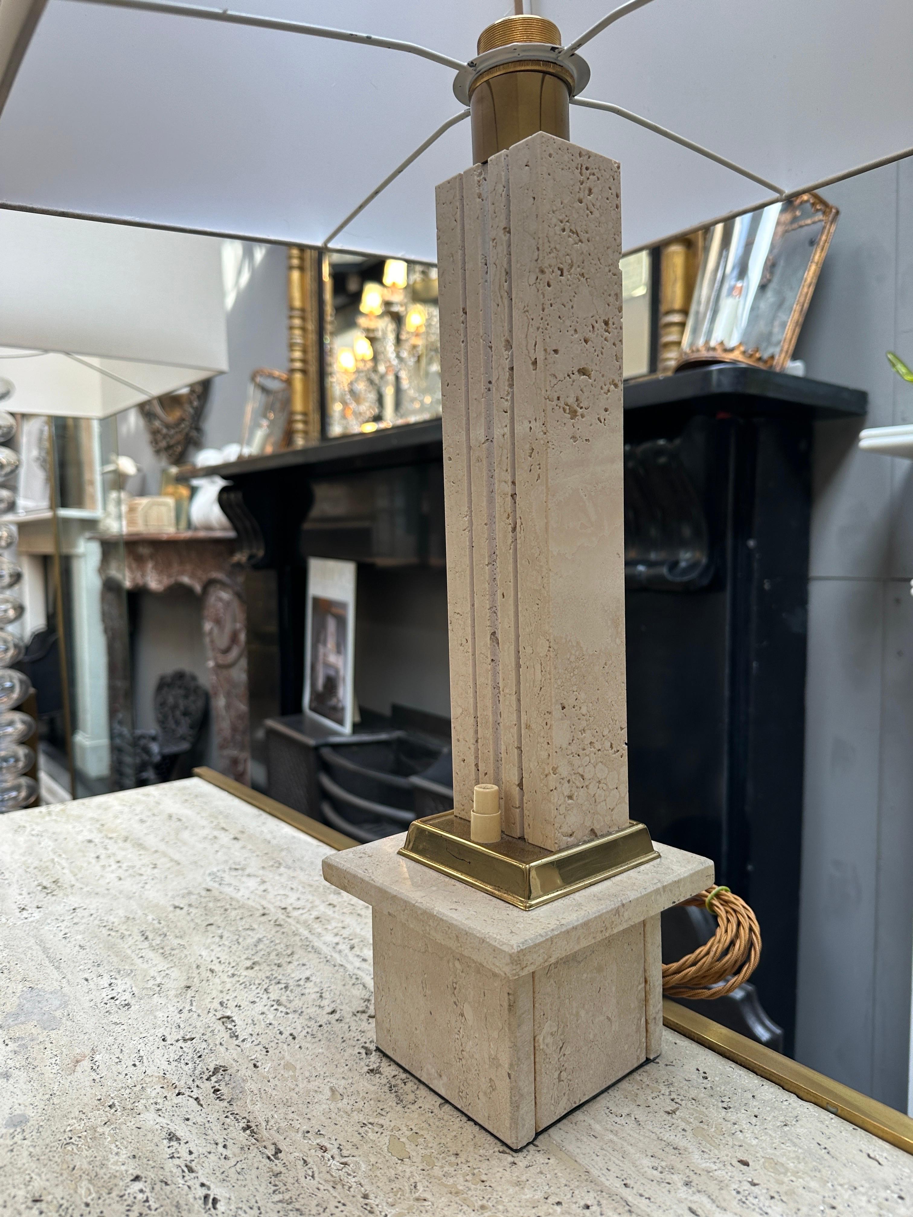 A Pair Of Tall Italian Travertine and Brass Table Lamps  For Sale 2